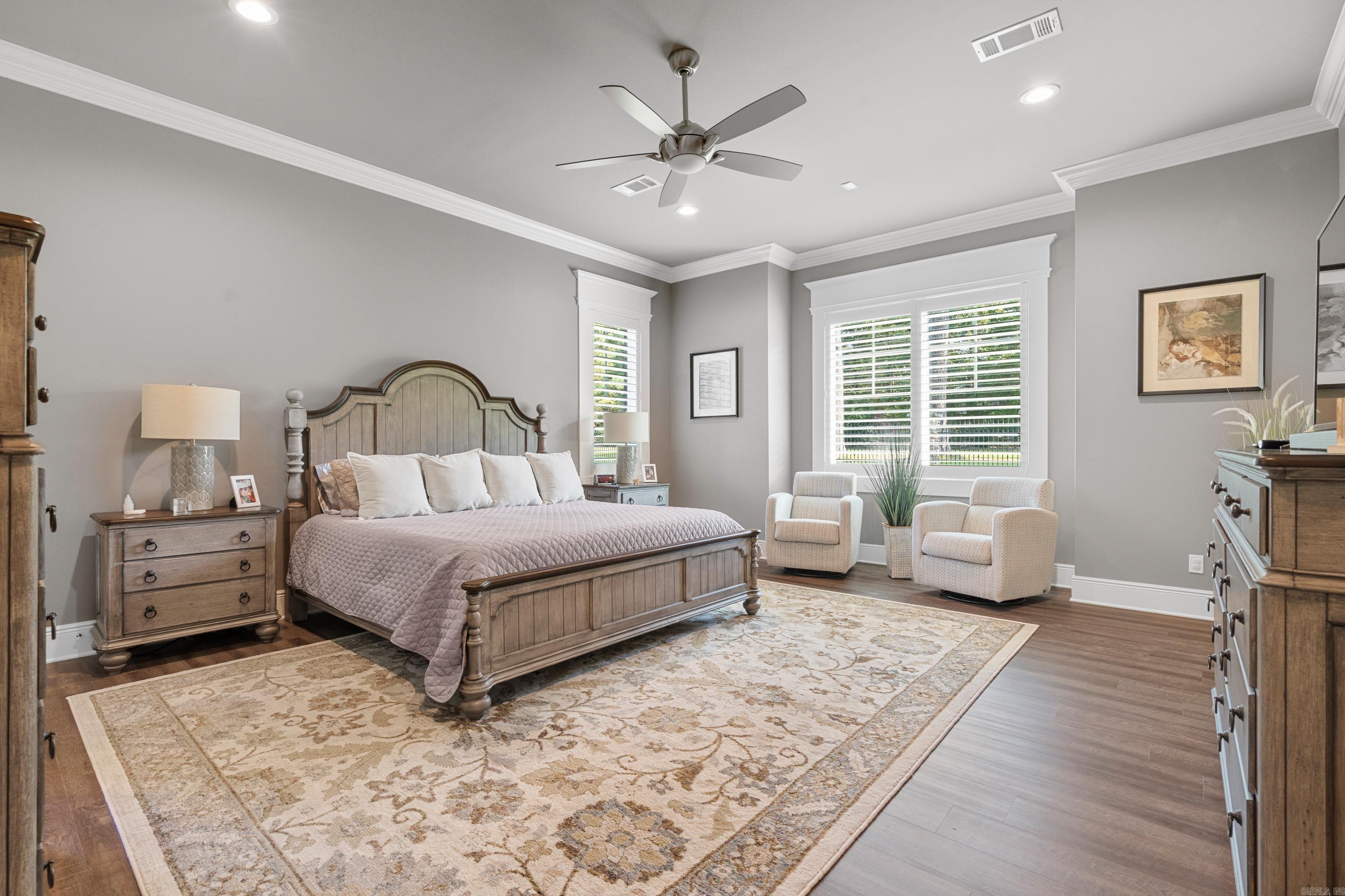 ARLINGTON PARK - Residential
