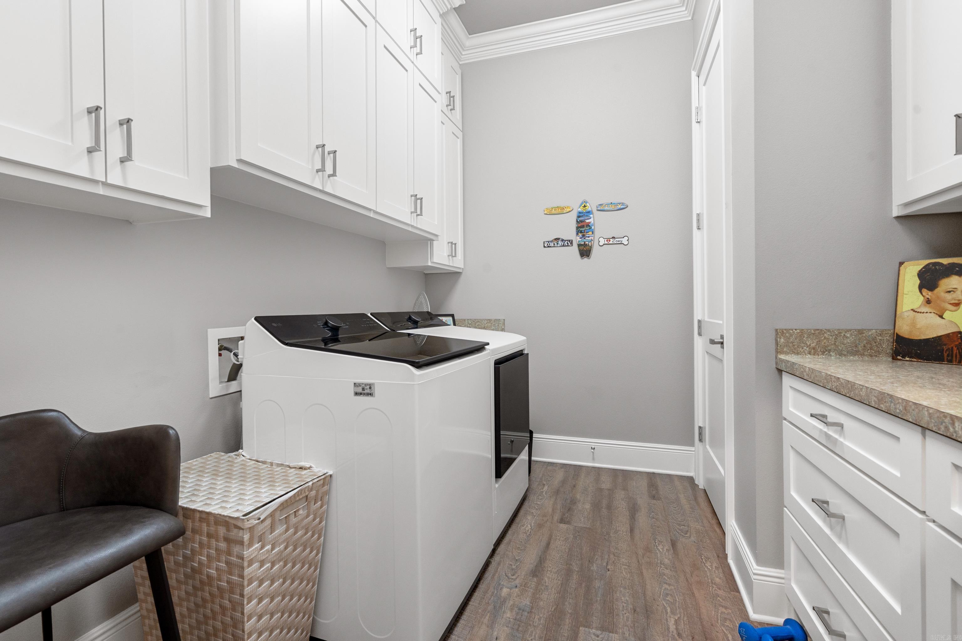 ARLINGTON PARK - Residential