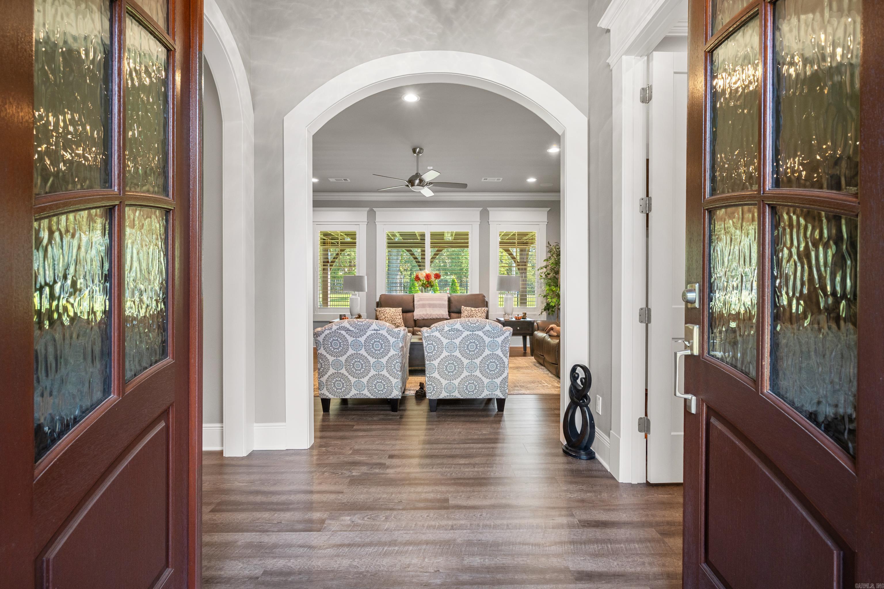 ARLINGTON PARK - Residential