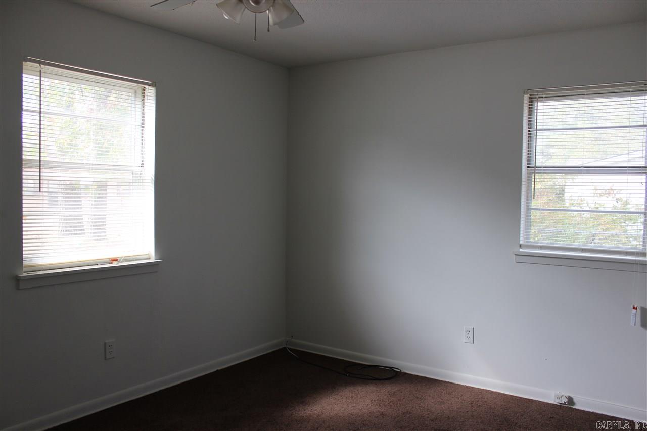 PEBBLE LAKE - Residential