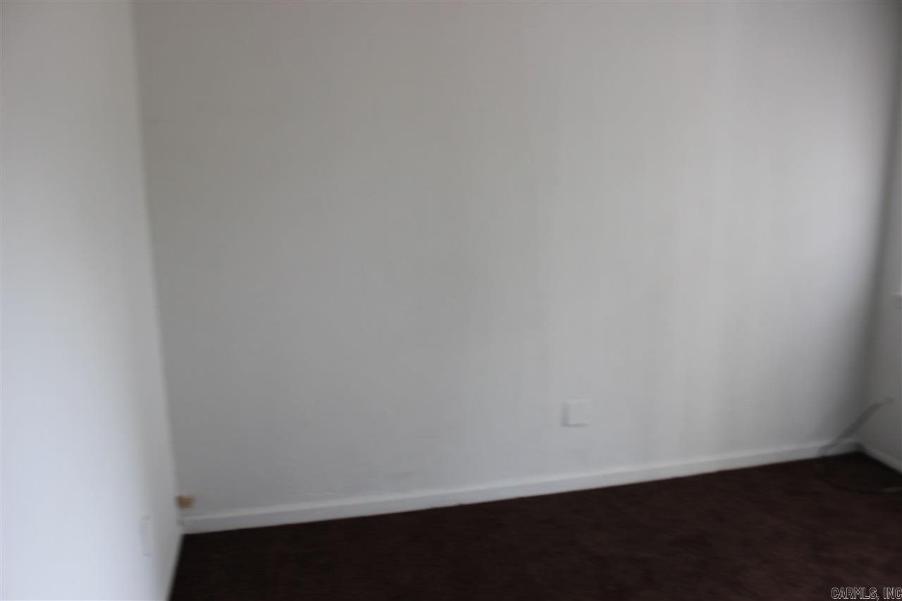 PEBBLE LAKE - Residential