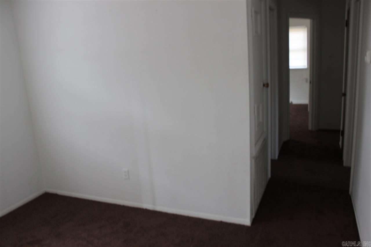 PEBBLE LAKE - Residential