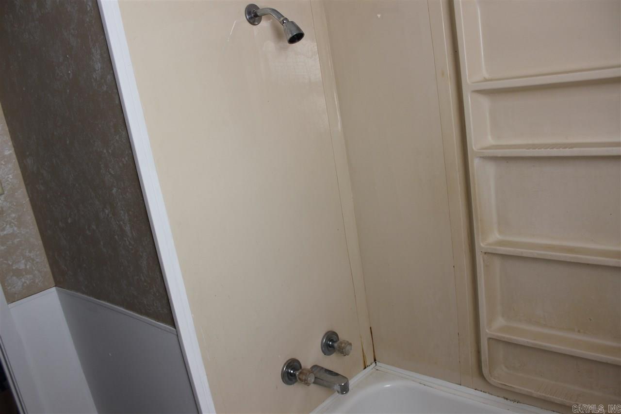 PEBBLE LAKE - Residential