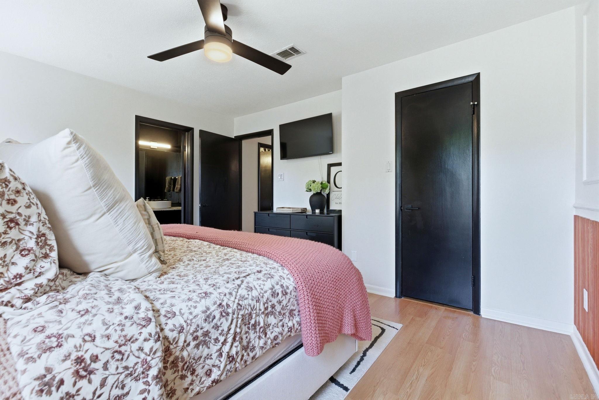 PARKWAY PLACE - Residential