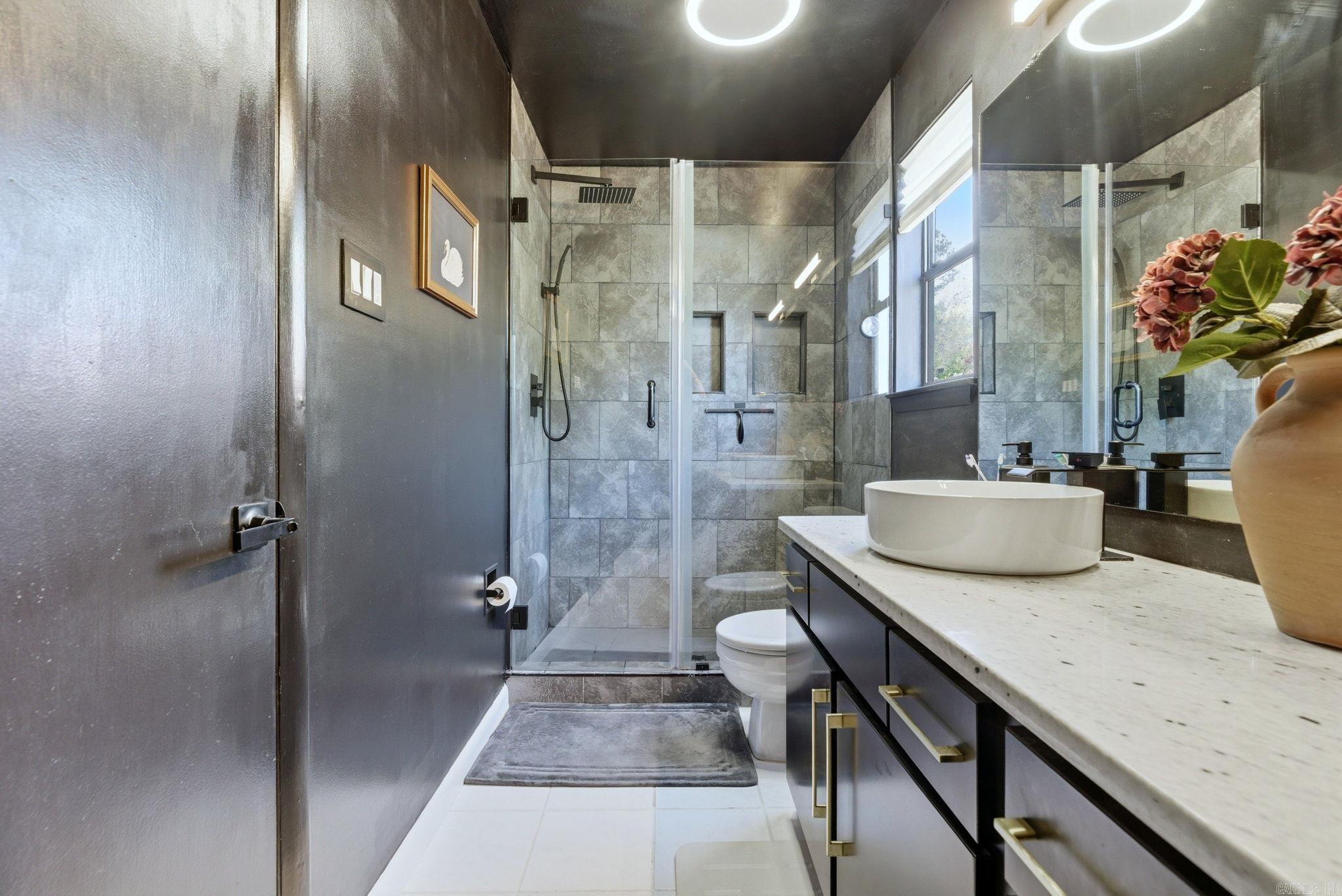 PARKWAY PLACE - Residential