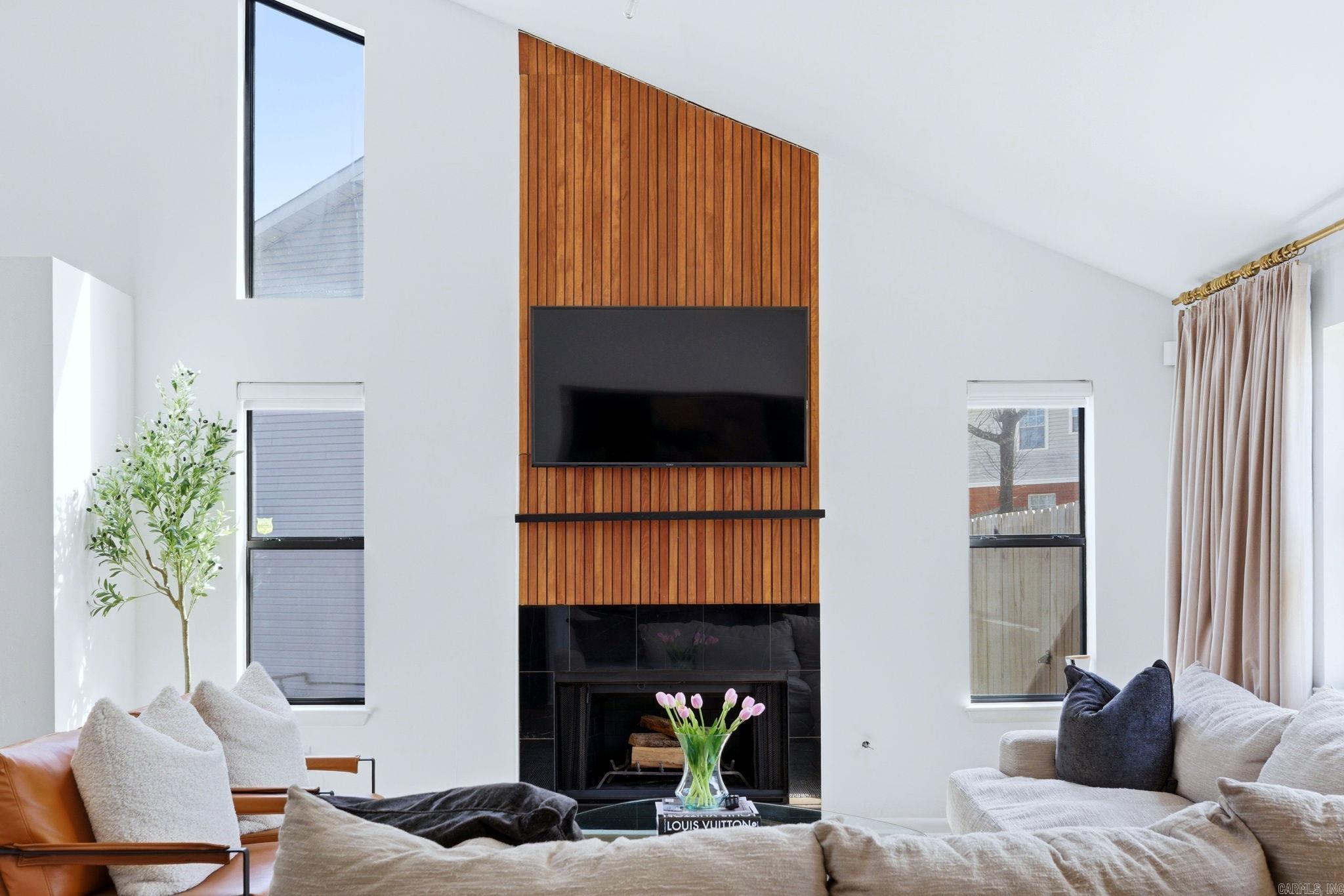 PARKWAY PLACE - Residential