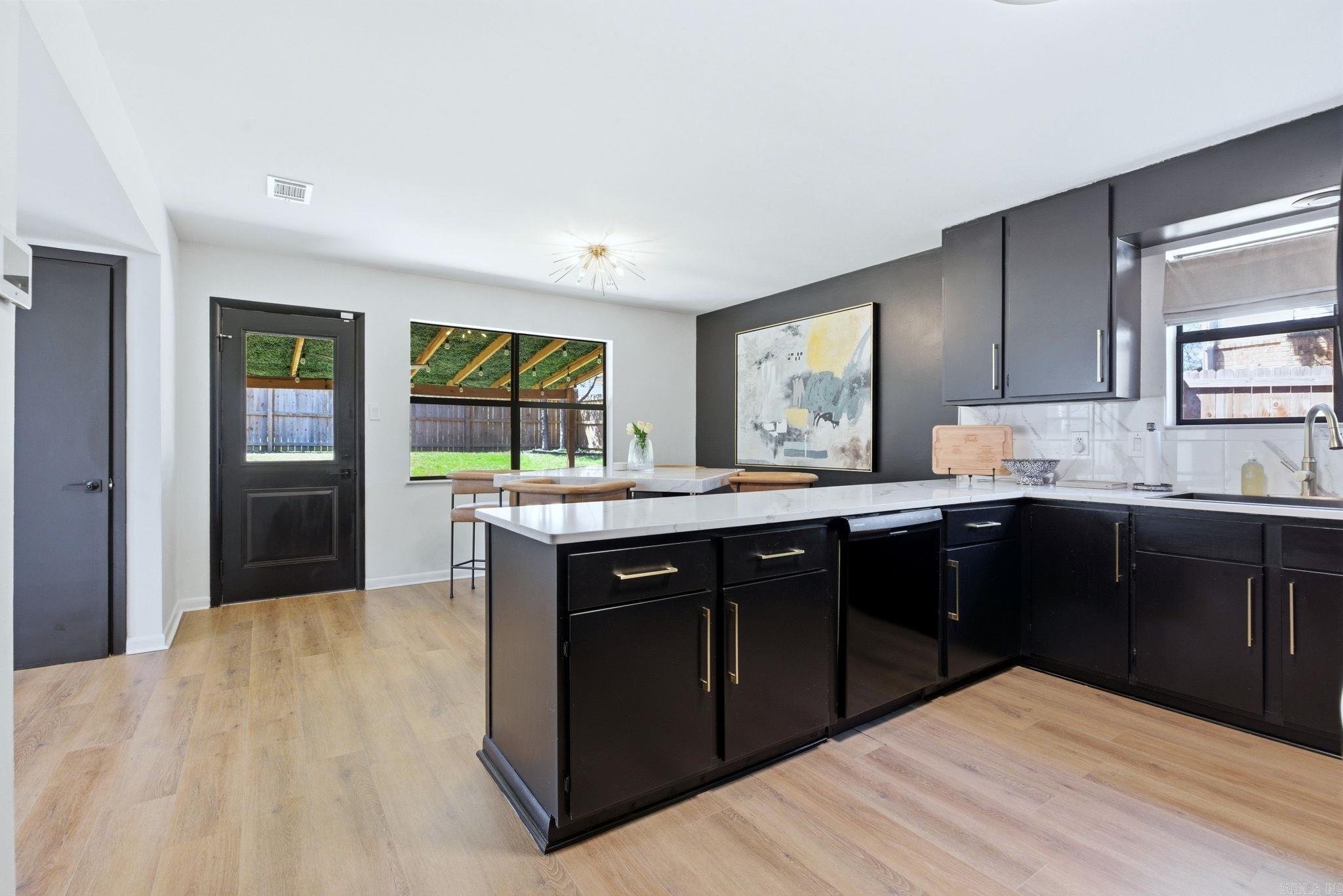 PARKWAY PLACE - Residential