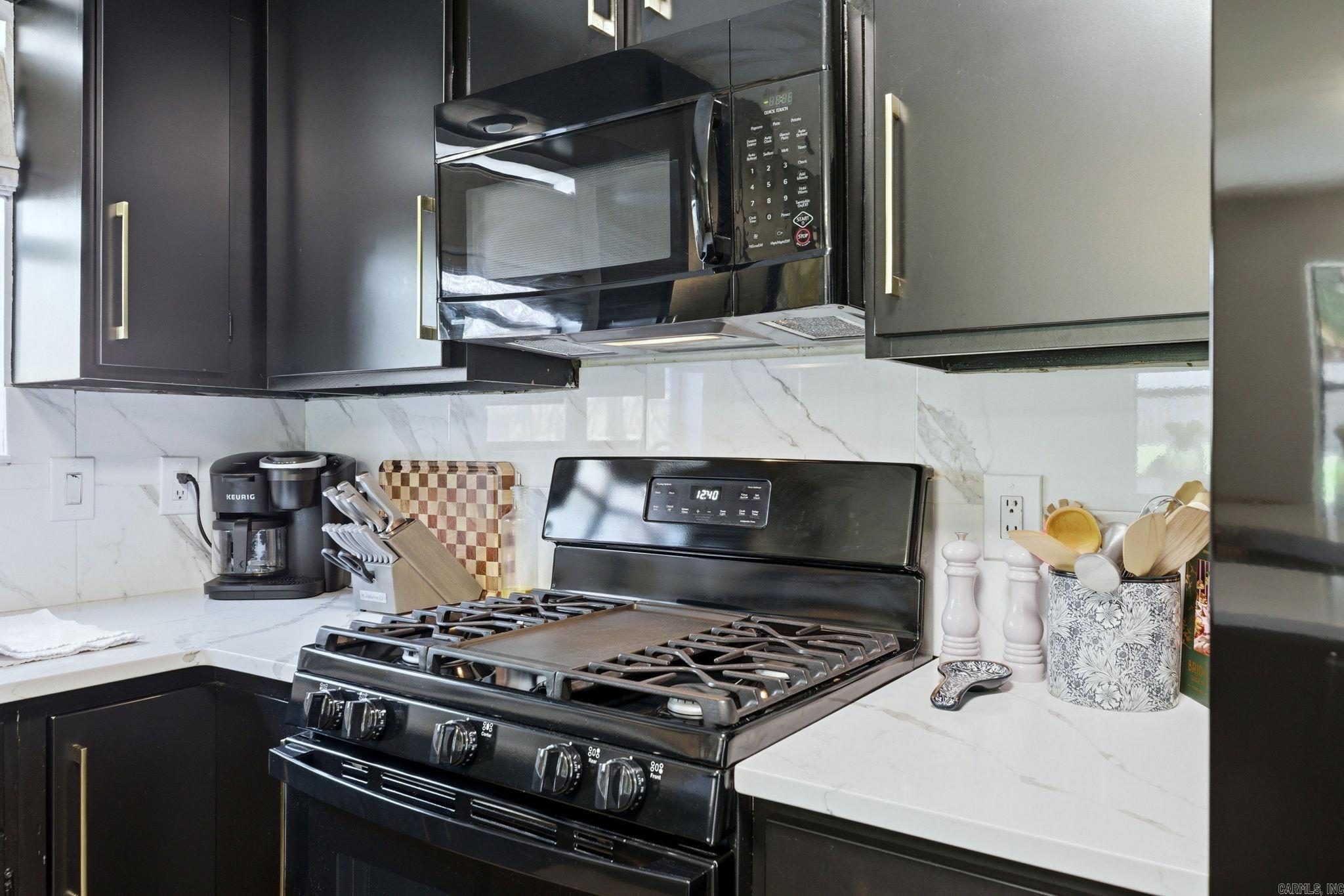 PARKWAY PLACE - Residential