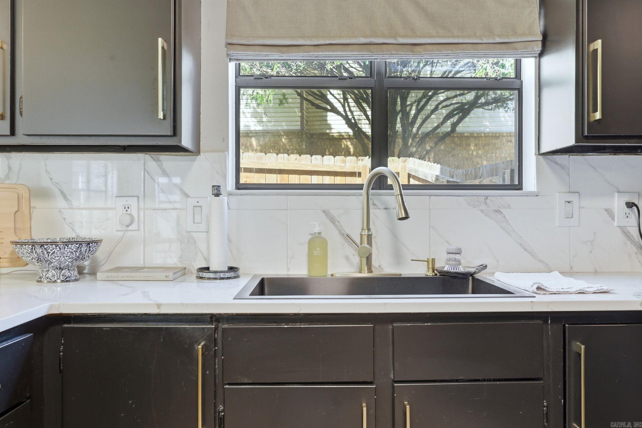 PARKWAY PLACE - Residential