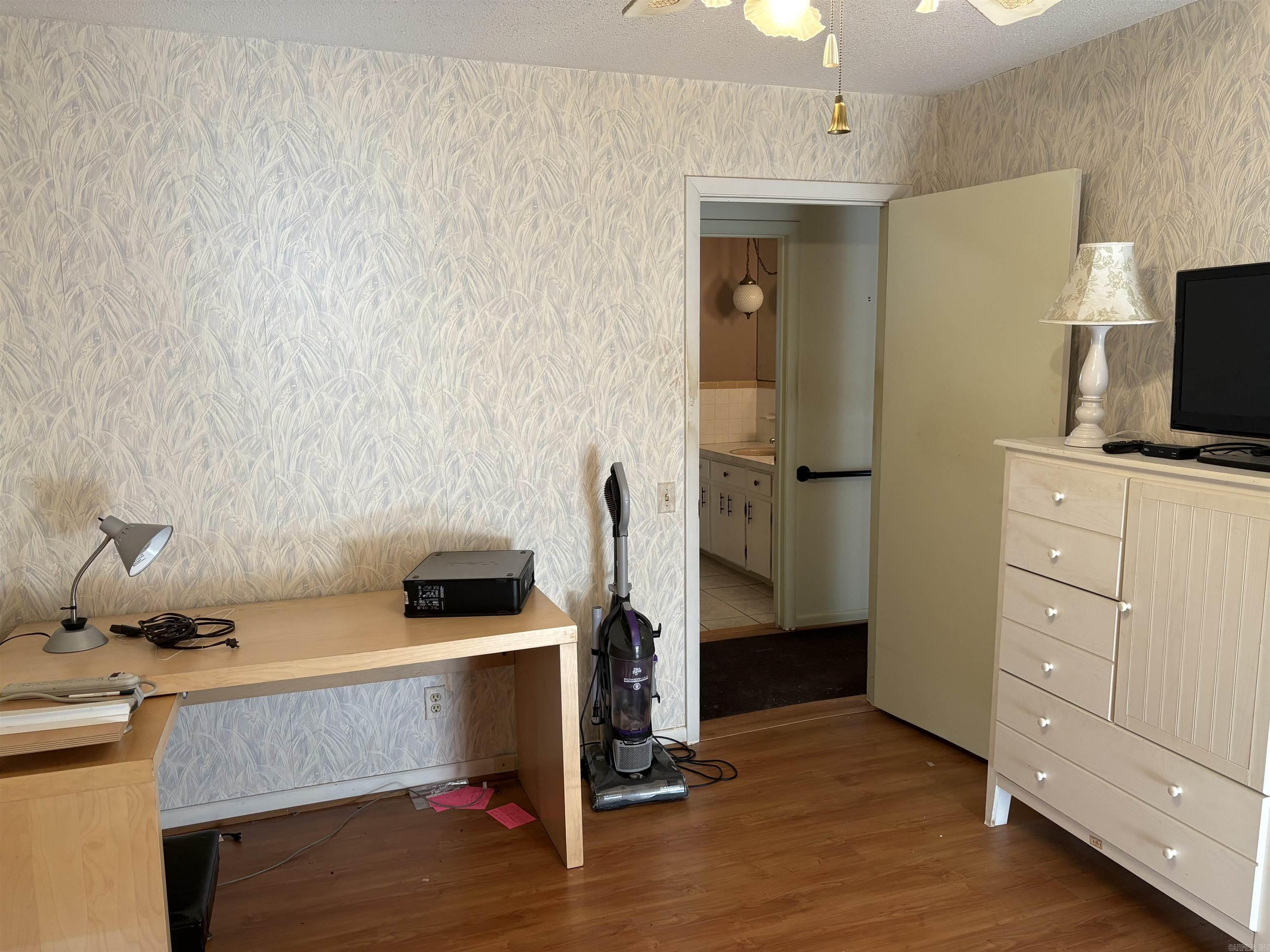 RIDGECREST - Residential