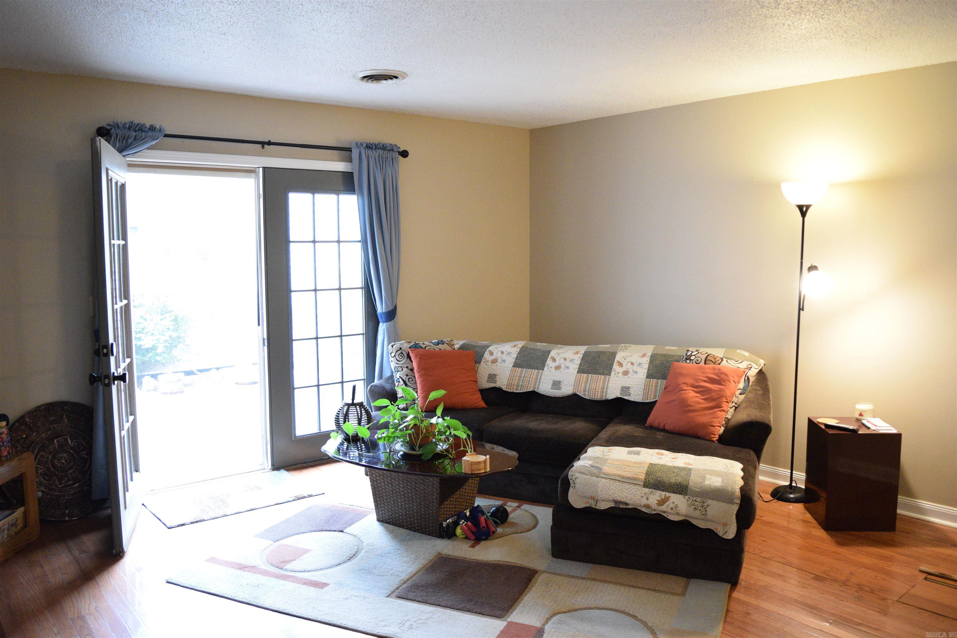 Lakewood Hills Condo - Residential