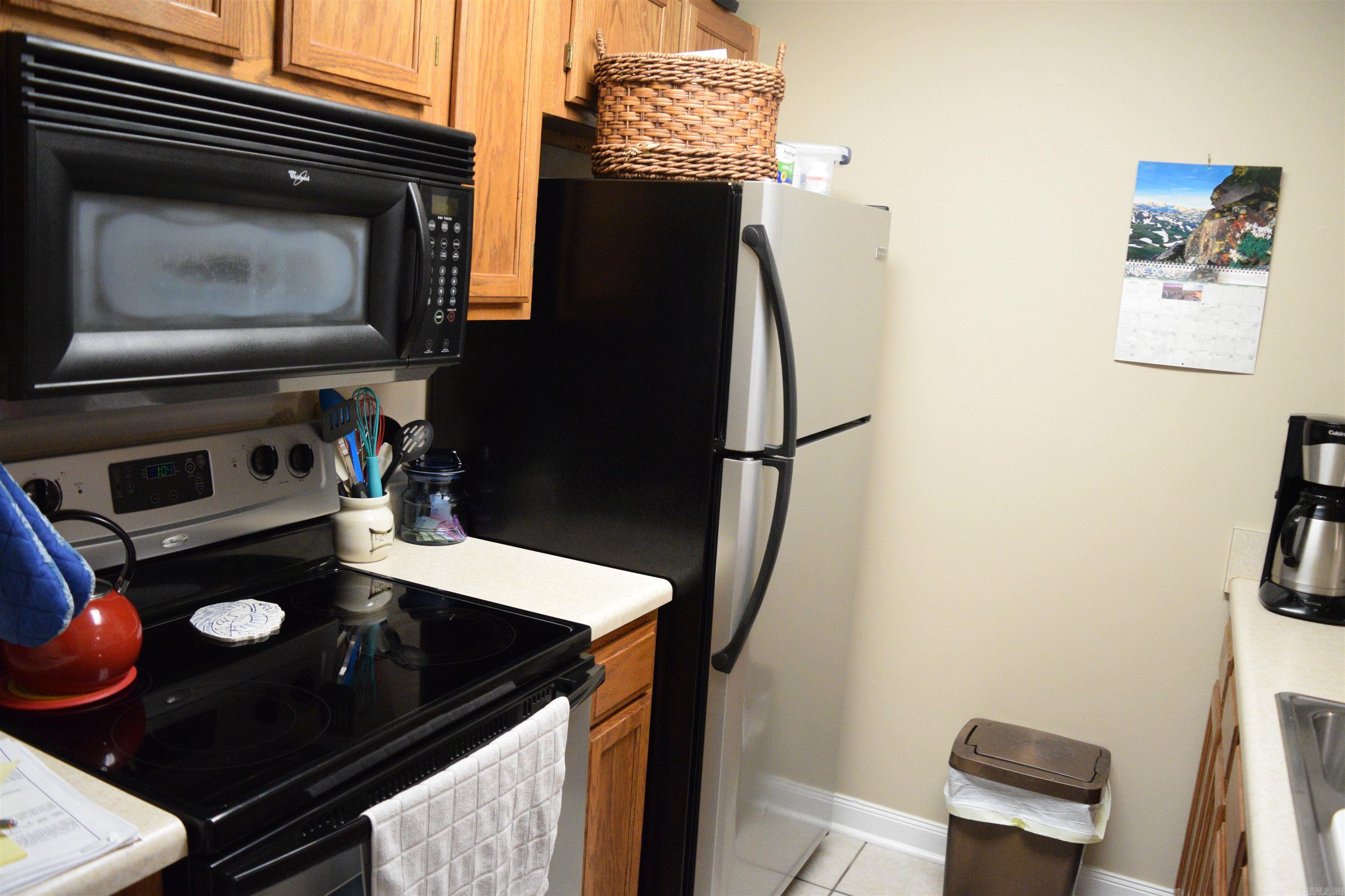 Lakewood Hills Condo - Residential