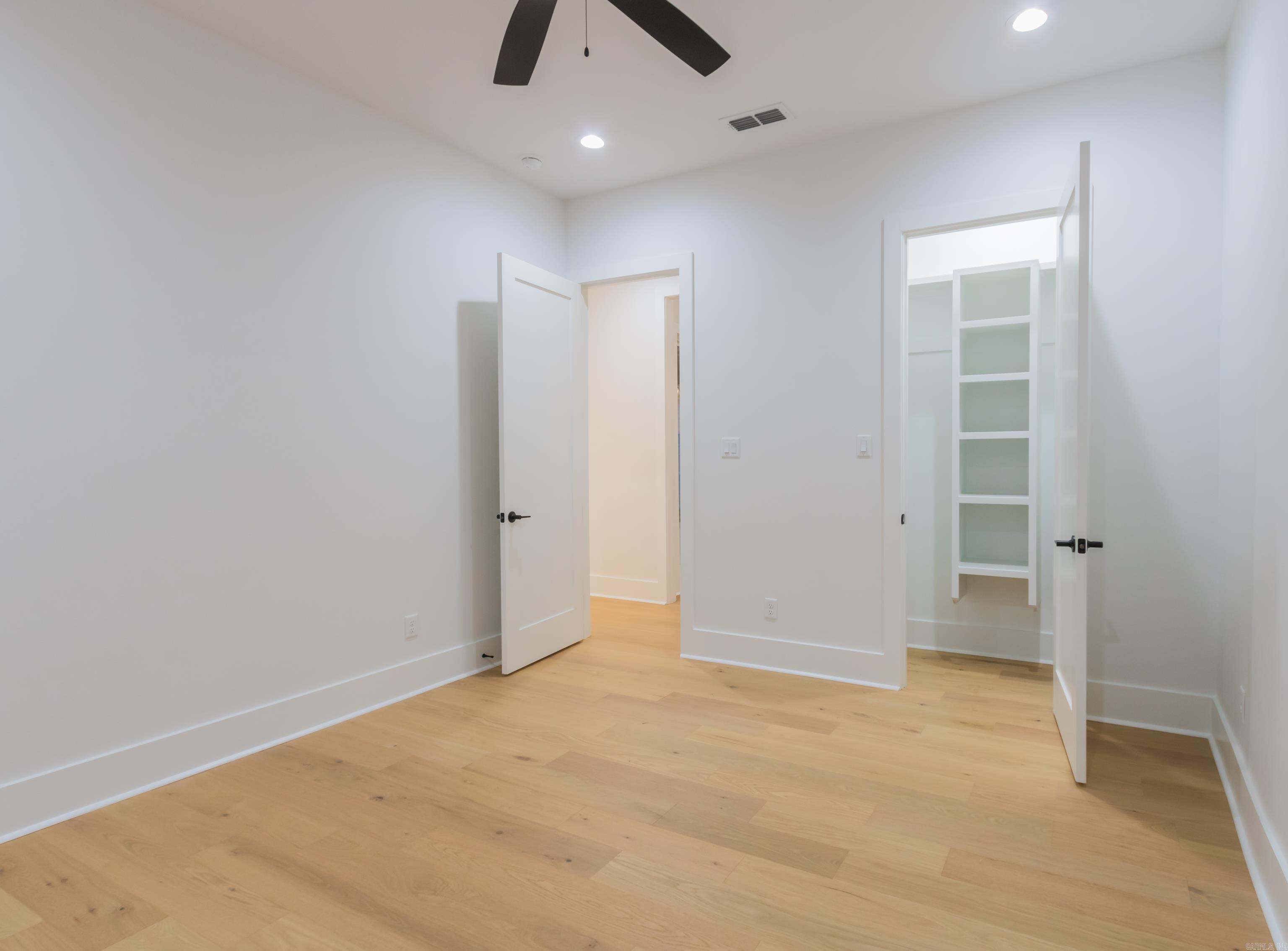 HAZEL OAK - Residential