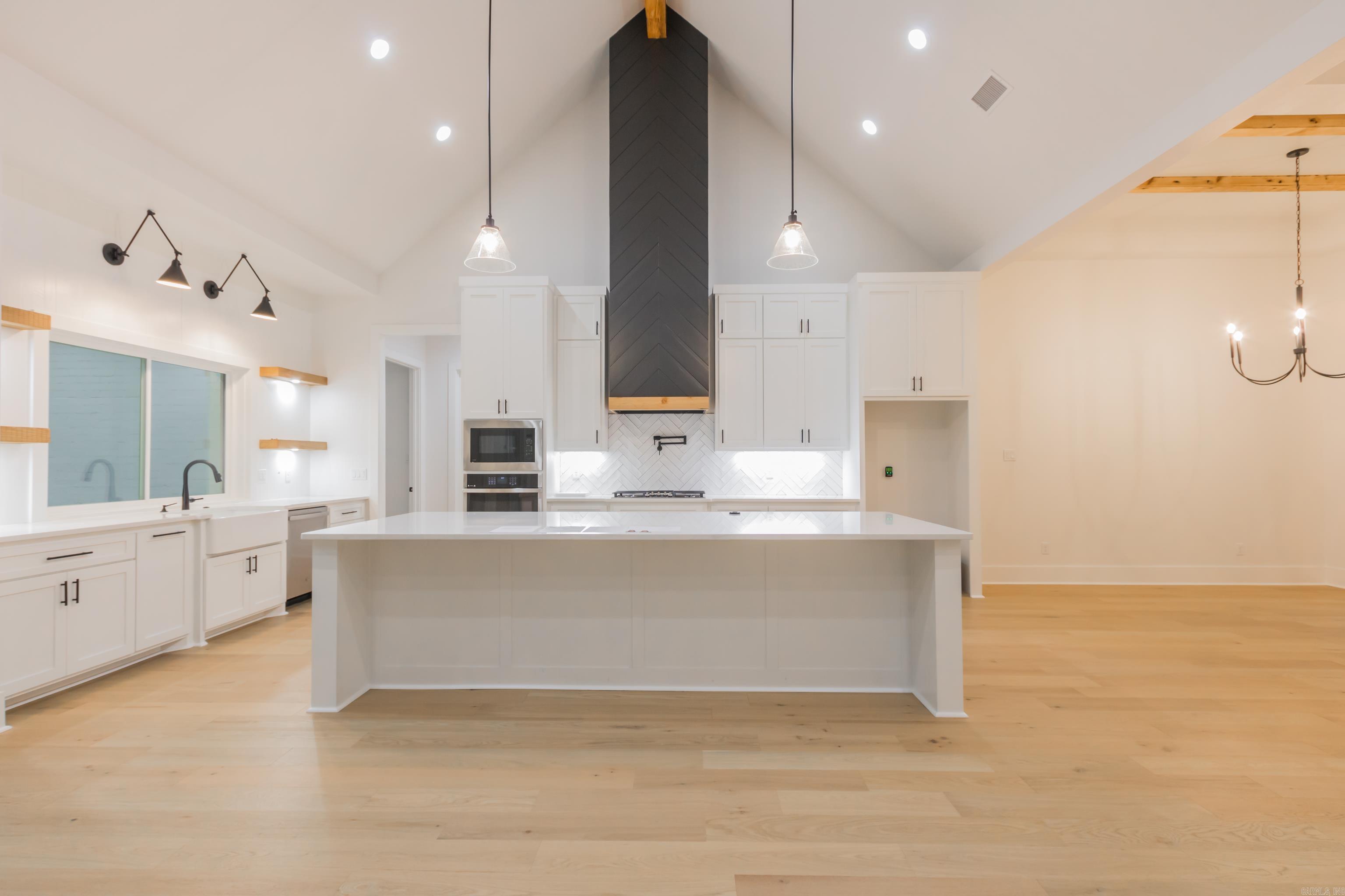 HAZEL OAK - Residential
