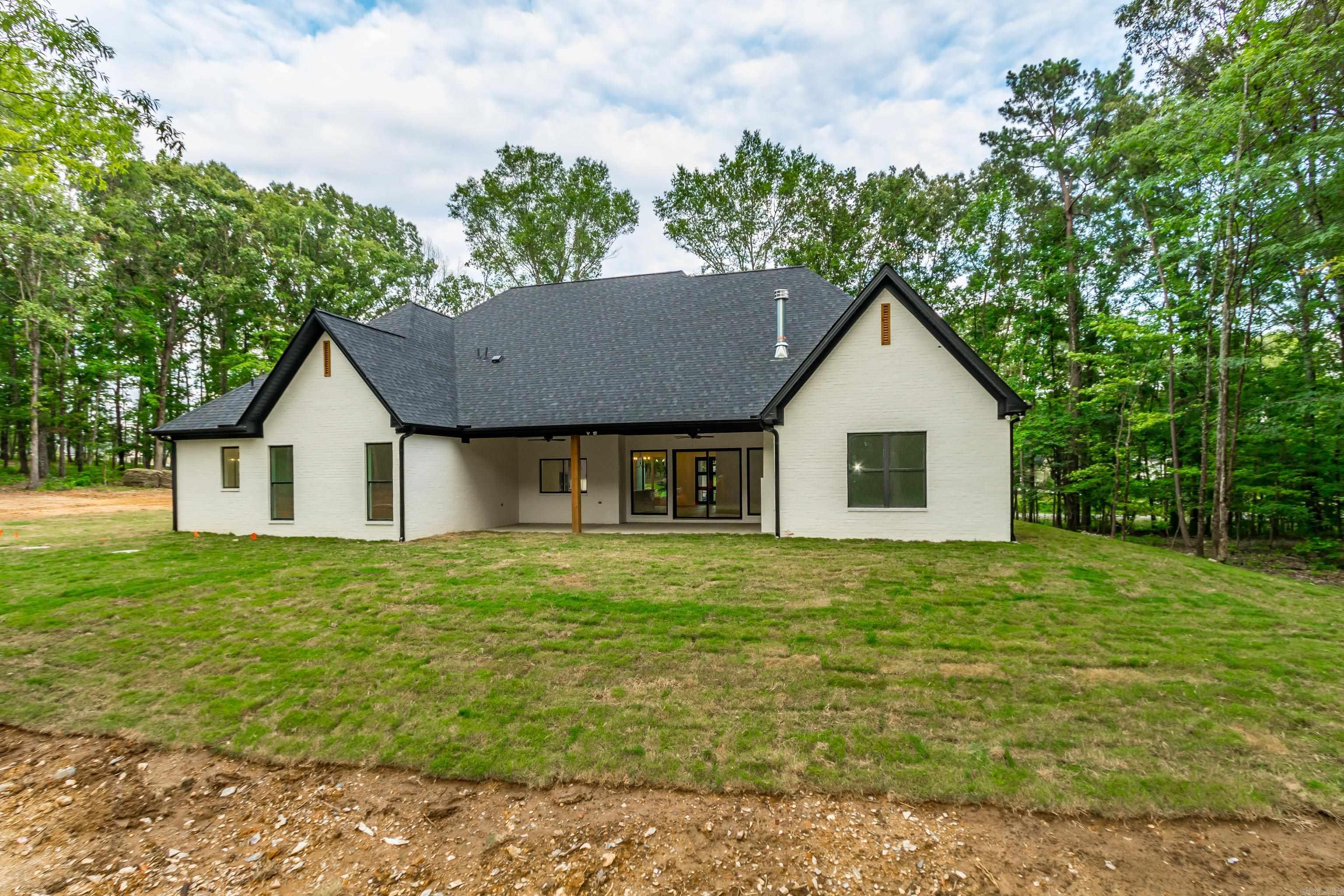 HAZEL OAK - Residential