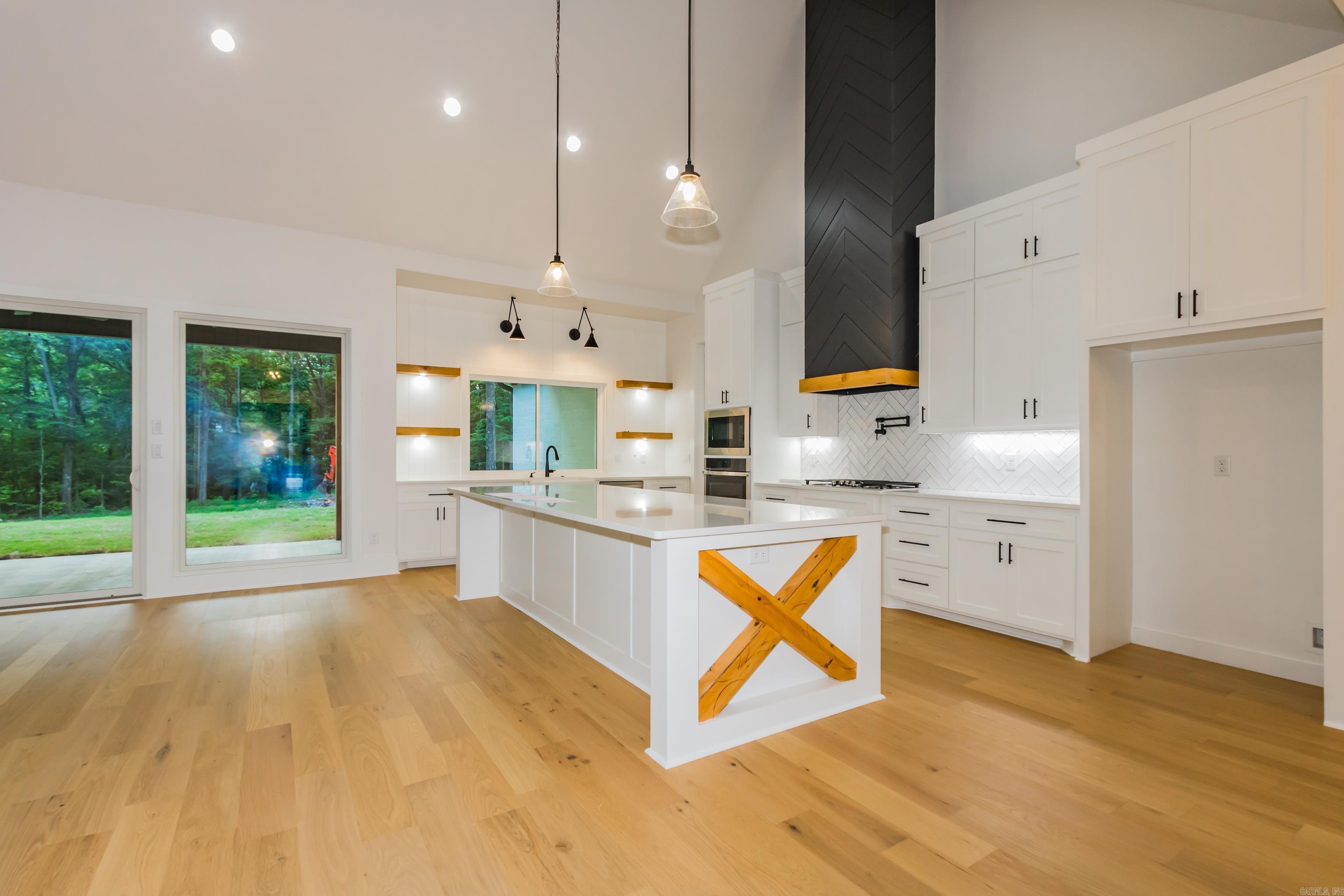 HAZEL OAK - Residential