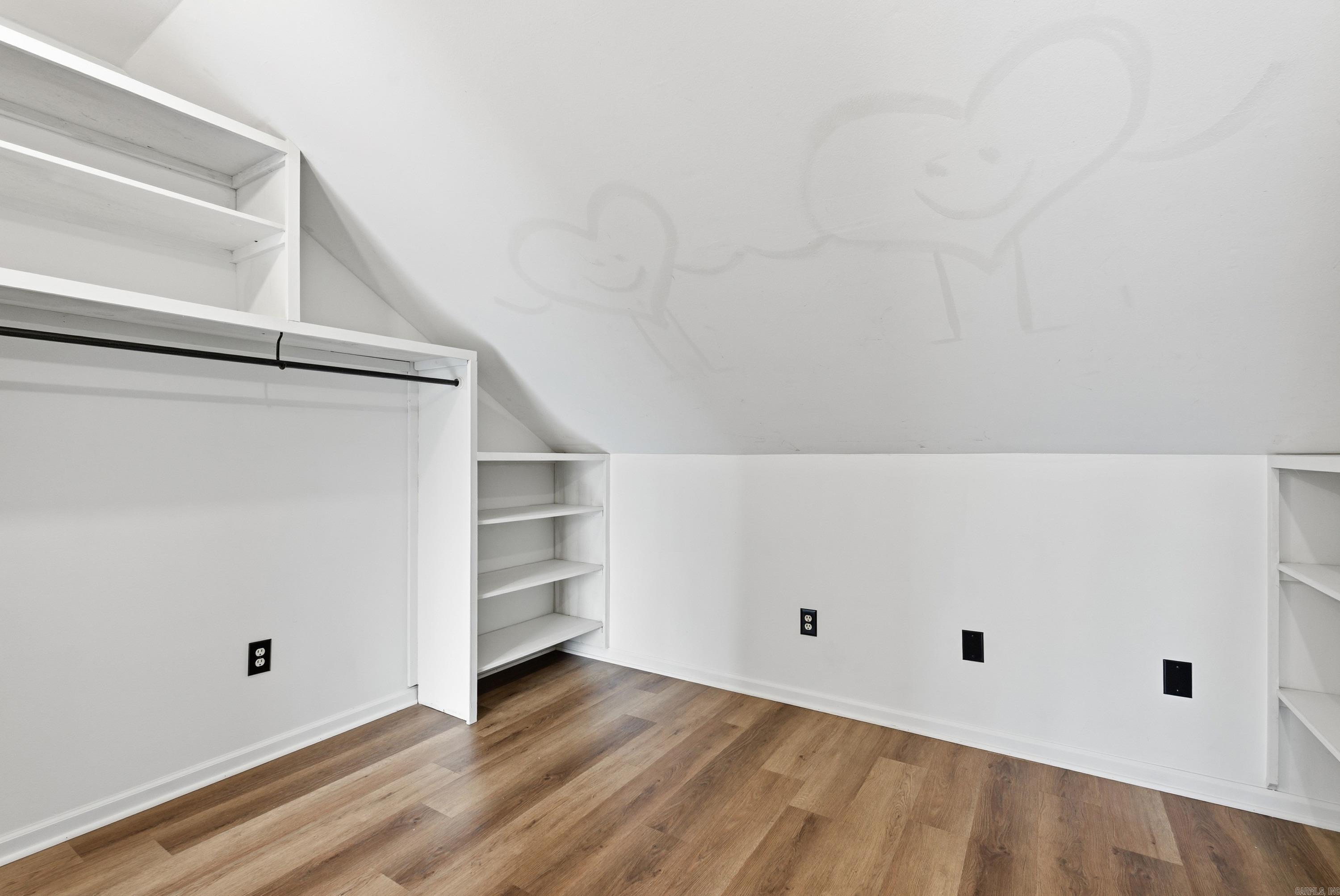 PARK HILL - Residential