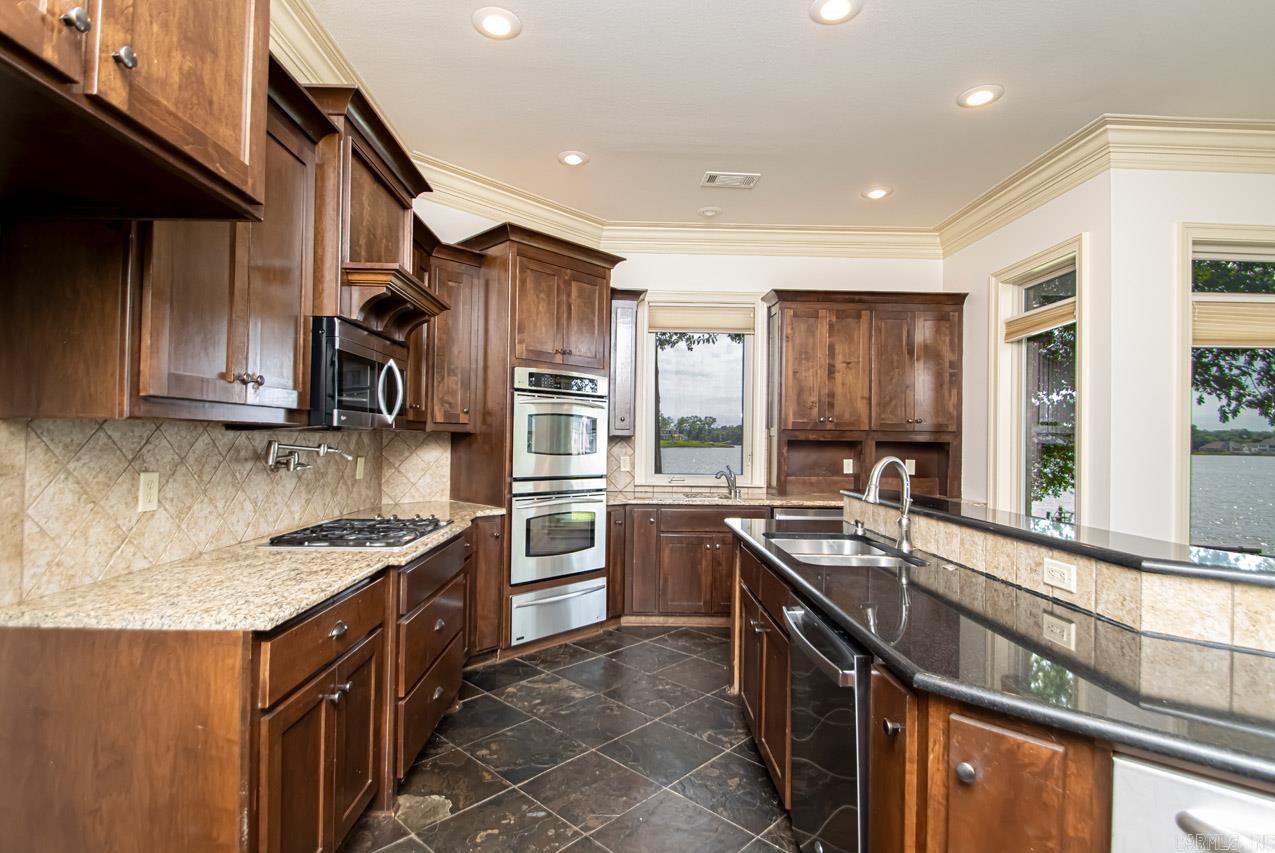 HURRICANE LAKE EST - Residential