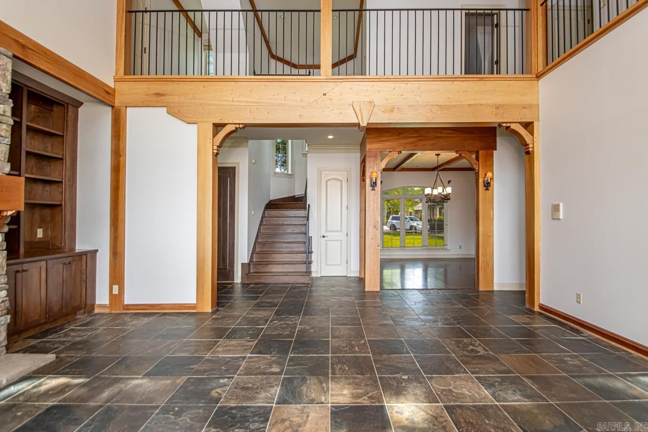 HURRICANE LAKE EST - Residential