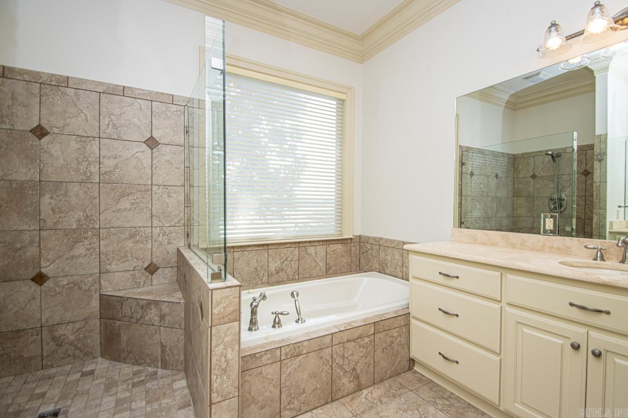 HURRICANE LAKE EST - Residential