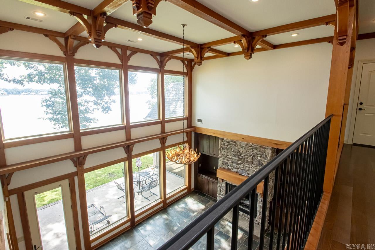 HURRICANE LAKE EST - Residential