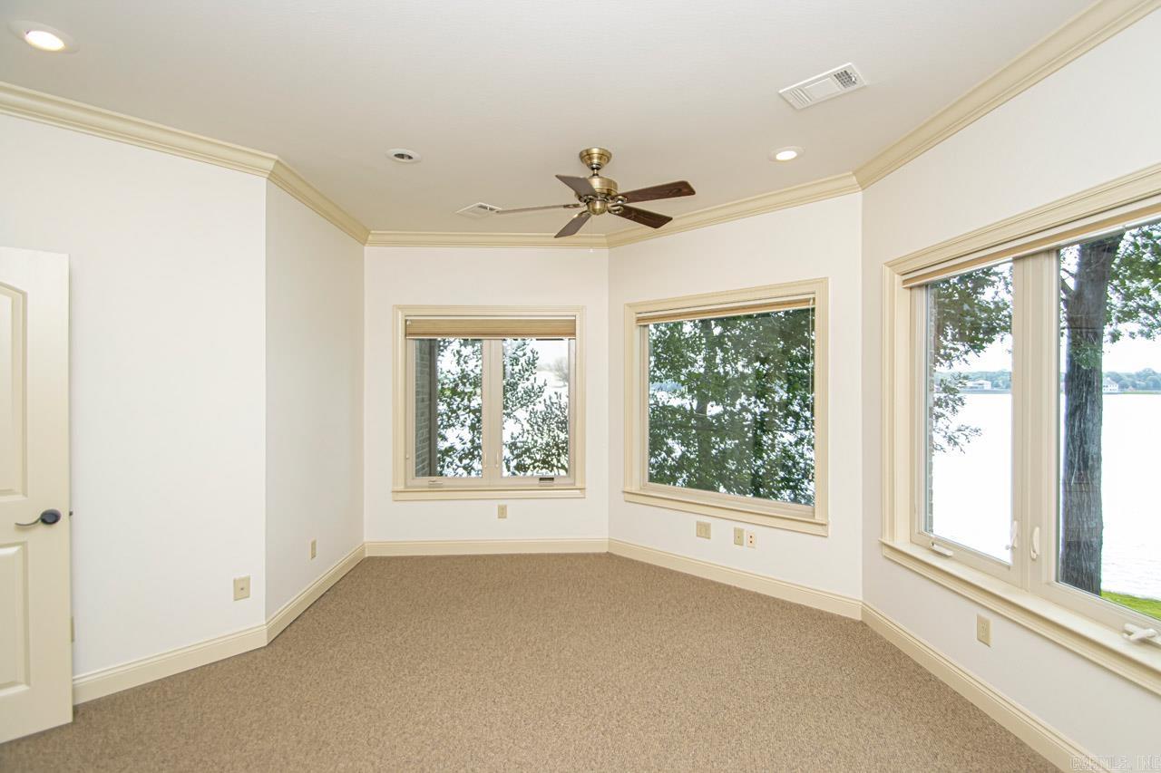 HURRICANE LAKE EST - Residential