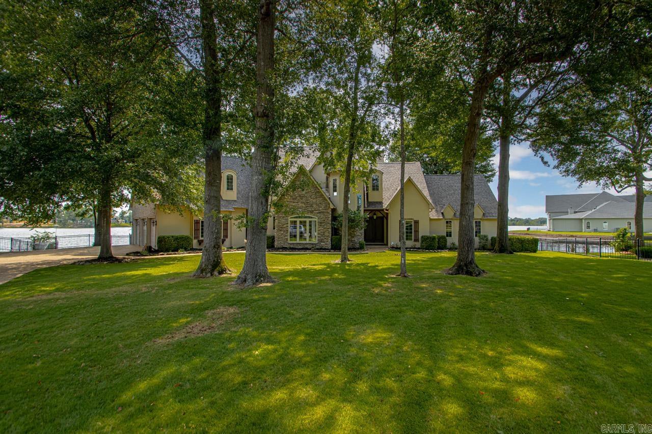 HURRICANE LAKE EST - Residential