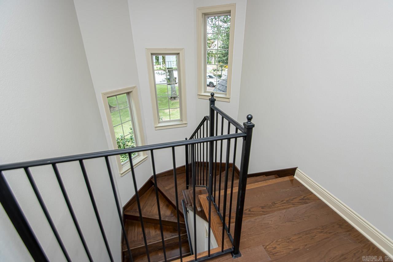 HURRICANE LAKE EST - Residential