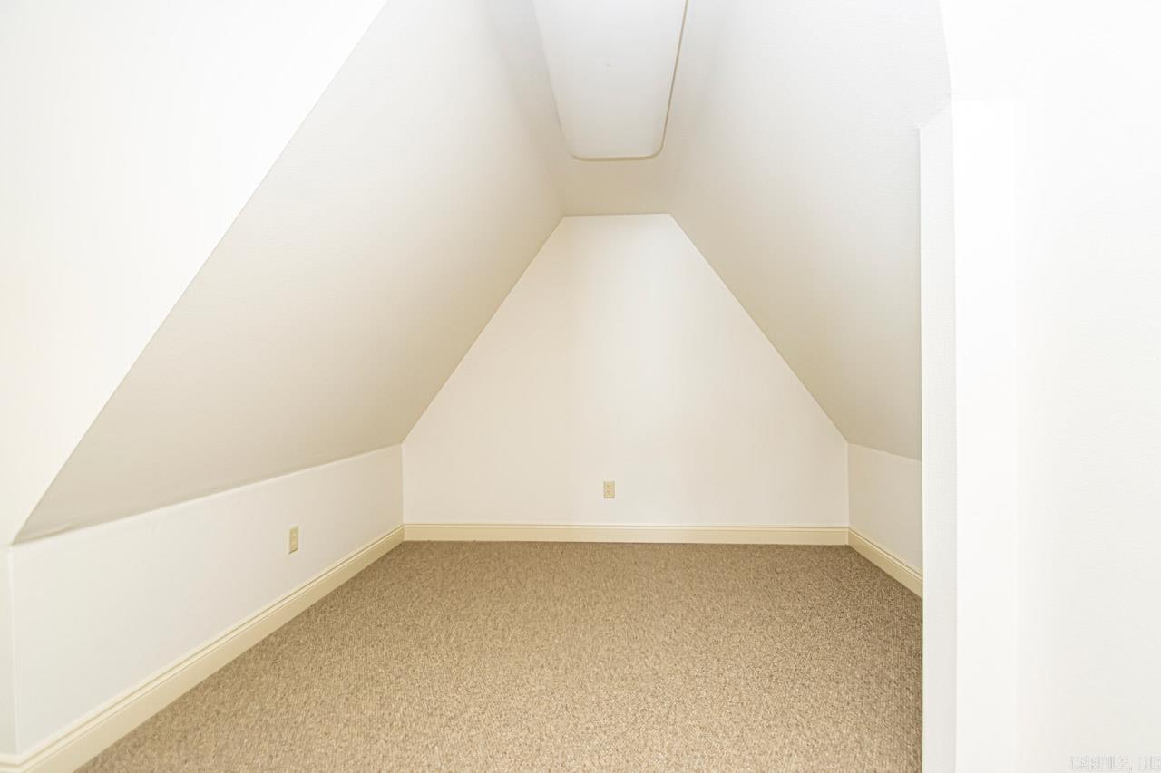 HURRICANE LAKE EST - Residential