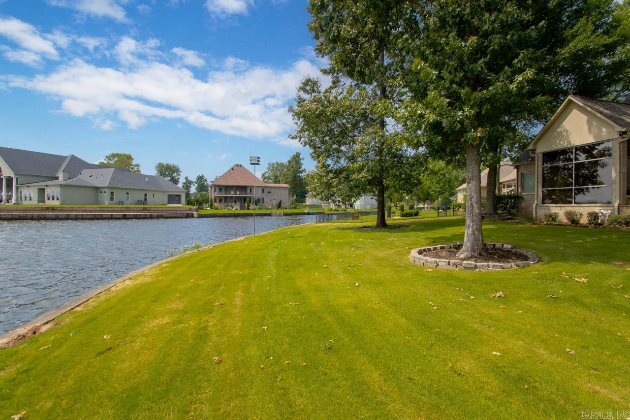 HURRICANE LAKE EST - Residential