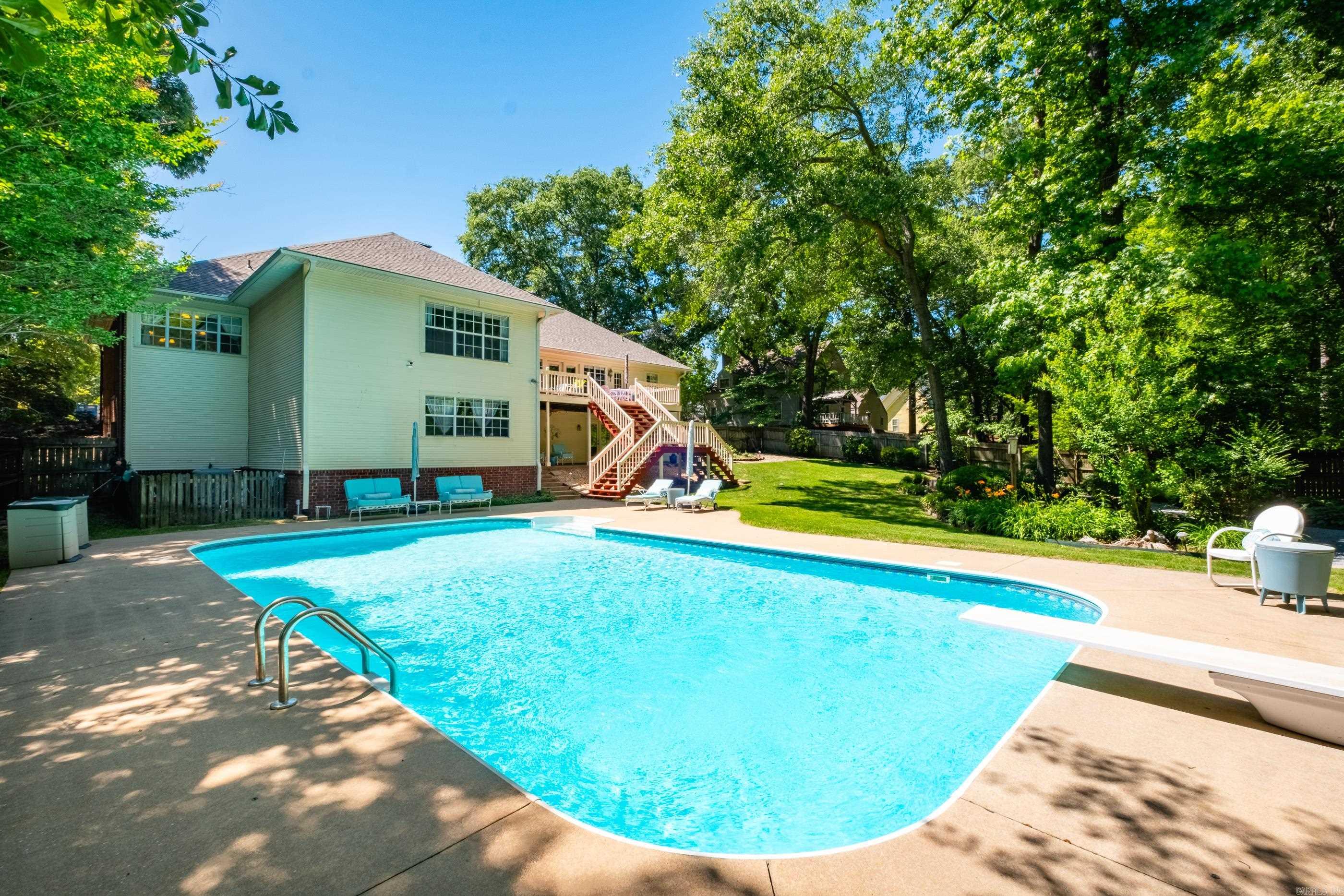 RICHARDSON PLACE - Residential