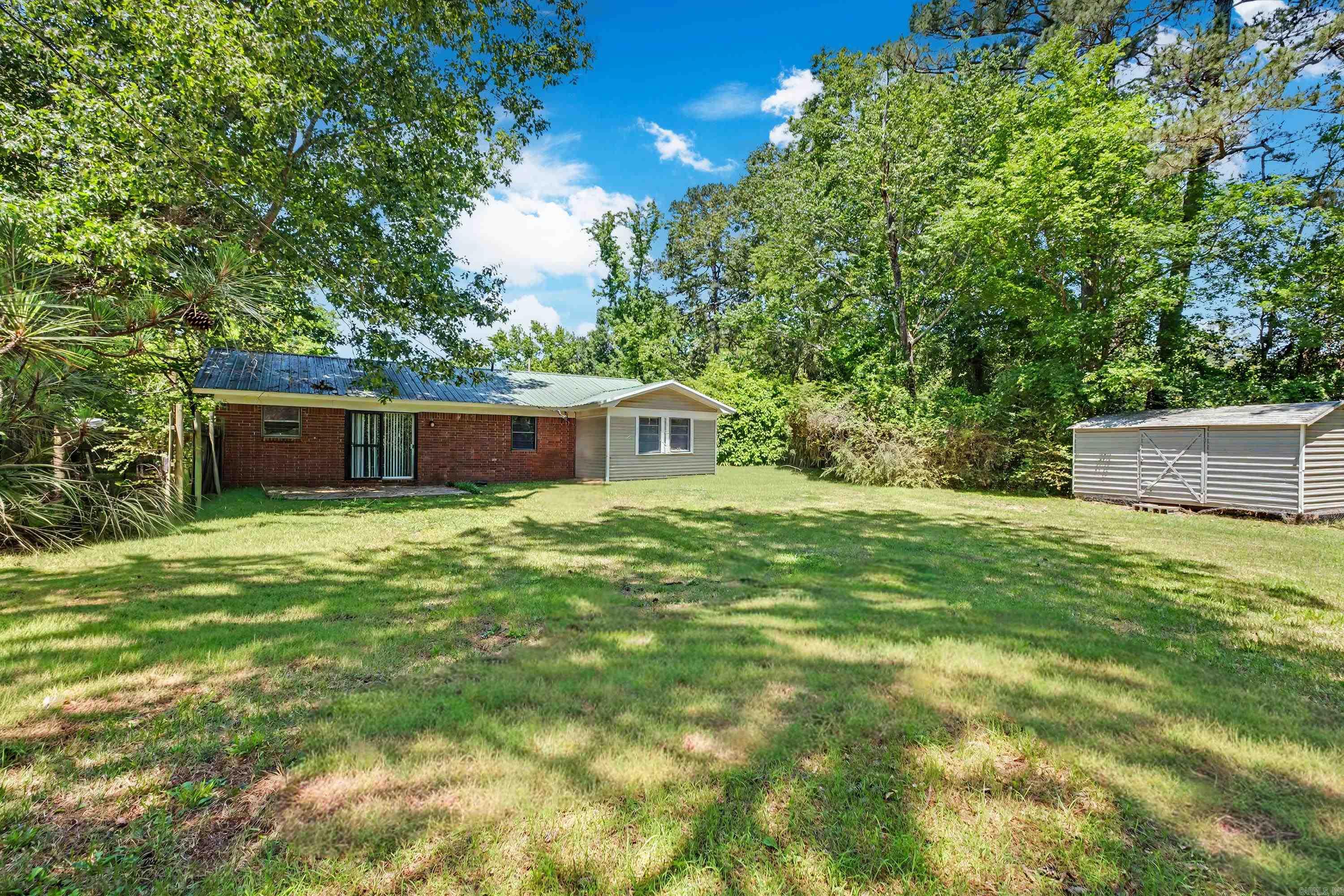 MEADOW LARK - Residential