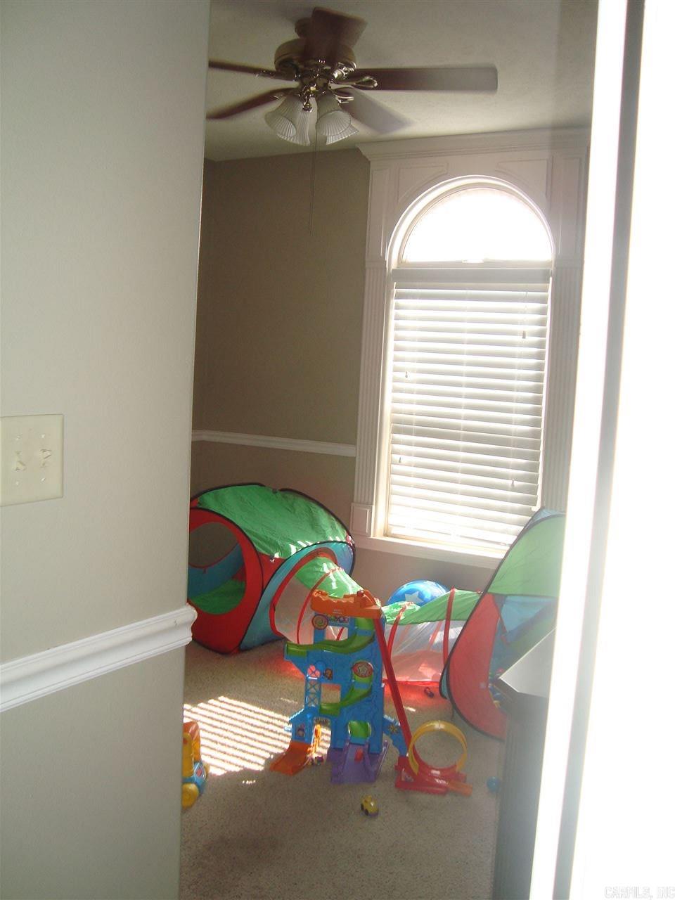 Derden Estates - Residential Lease