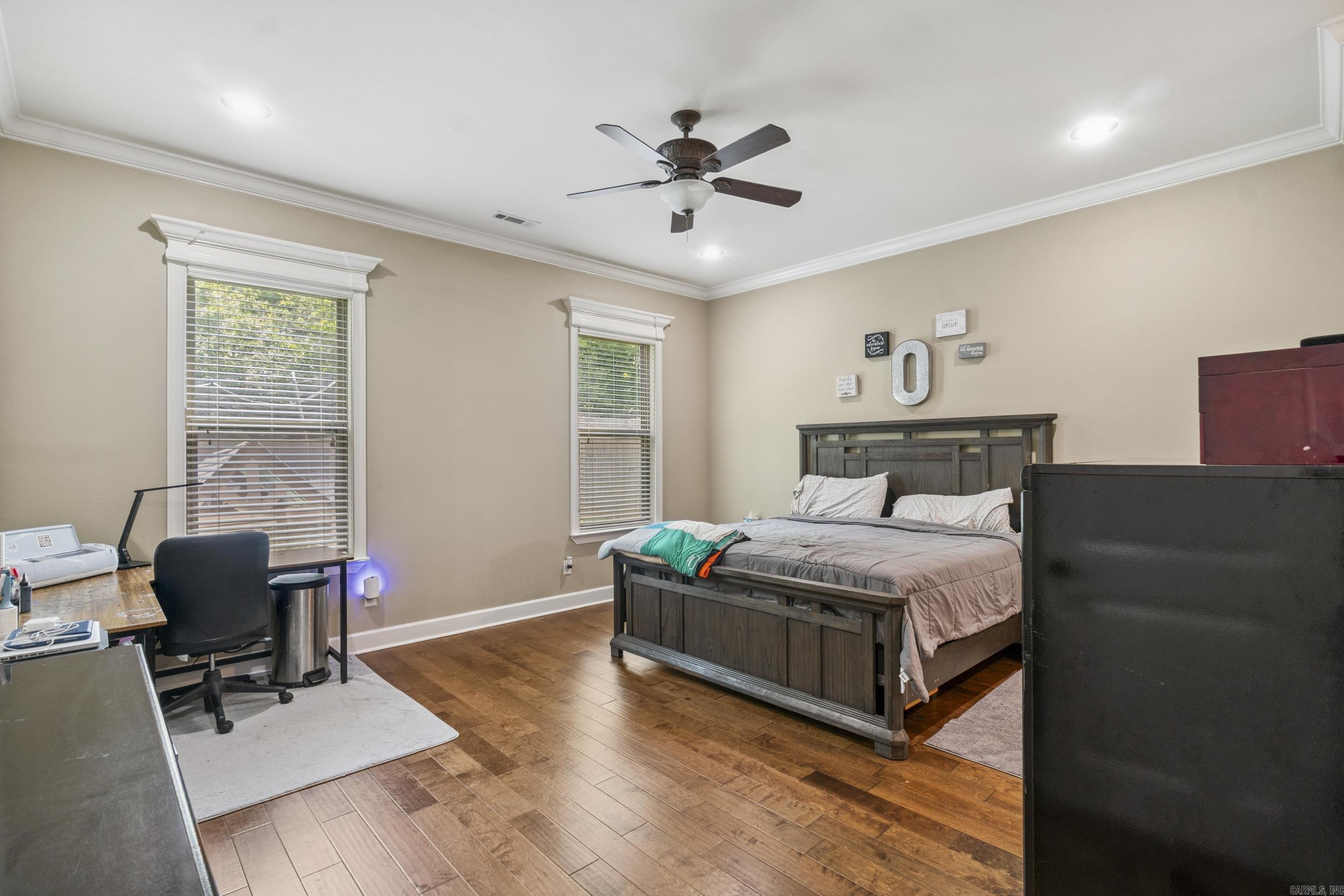 HUNTER CROSSING - Residential