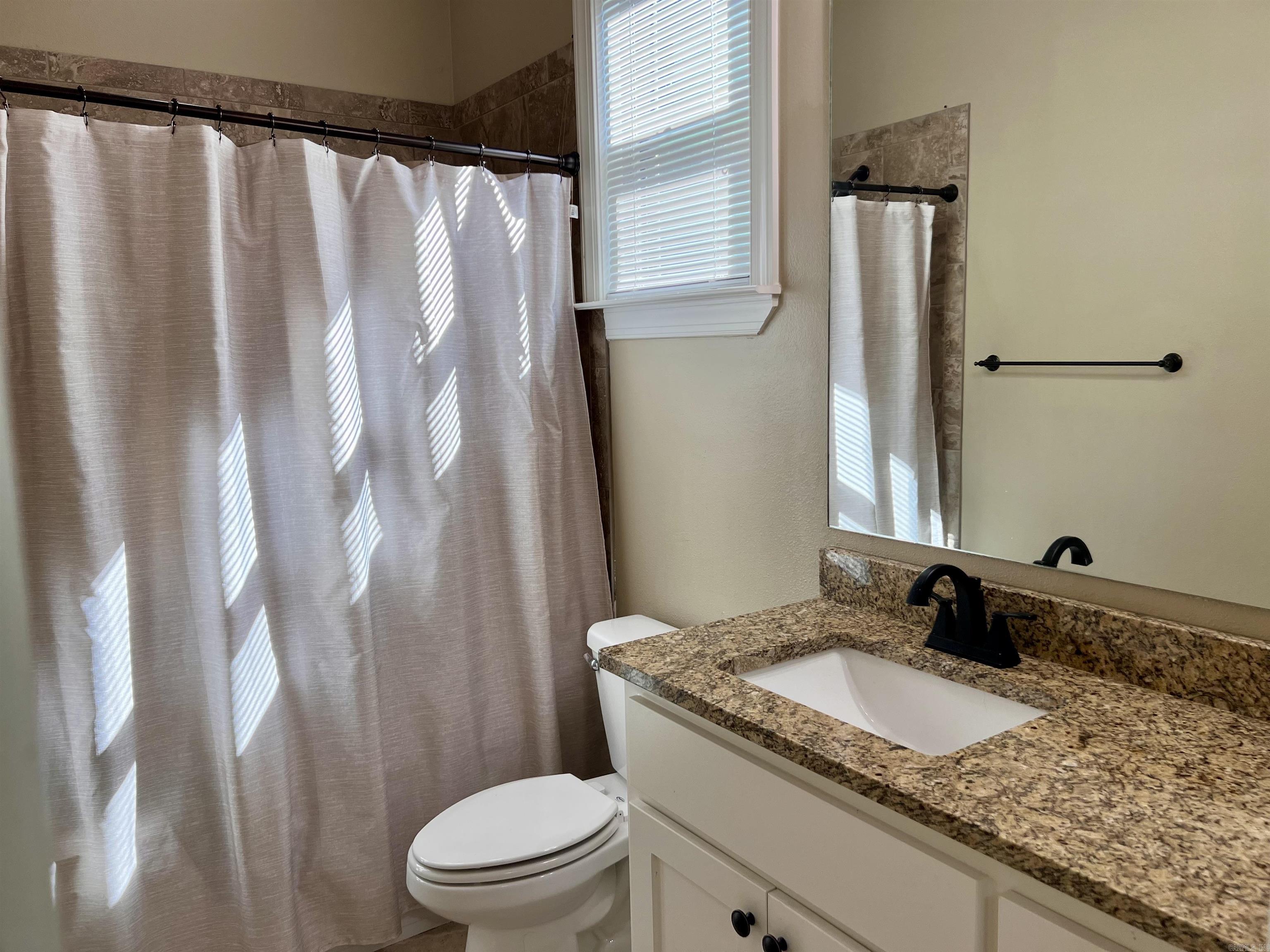 HUNTER CROSSING - Residential