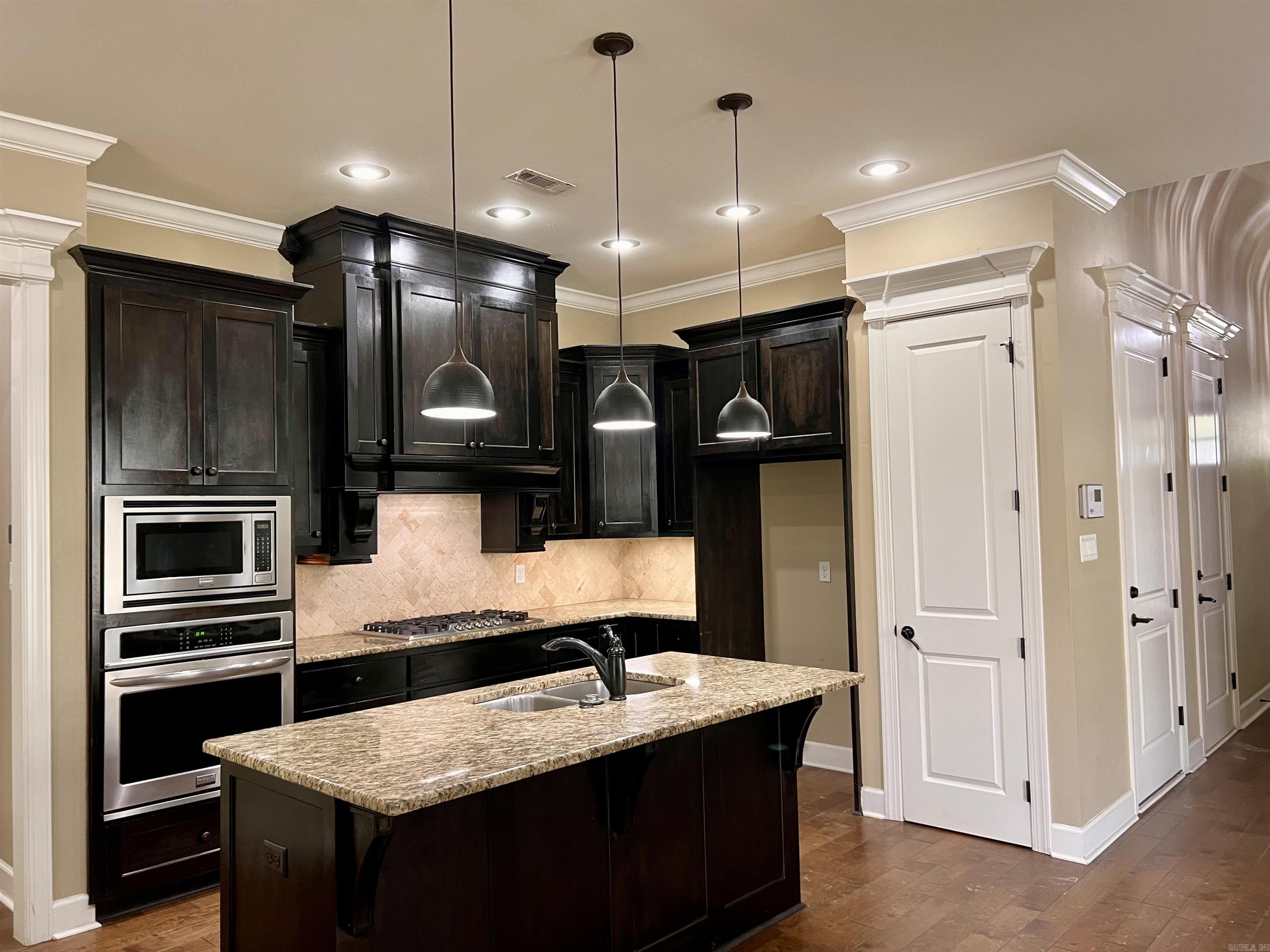 HUNTER CROSSING - Residential