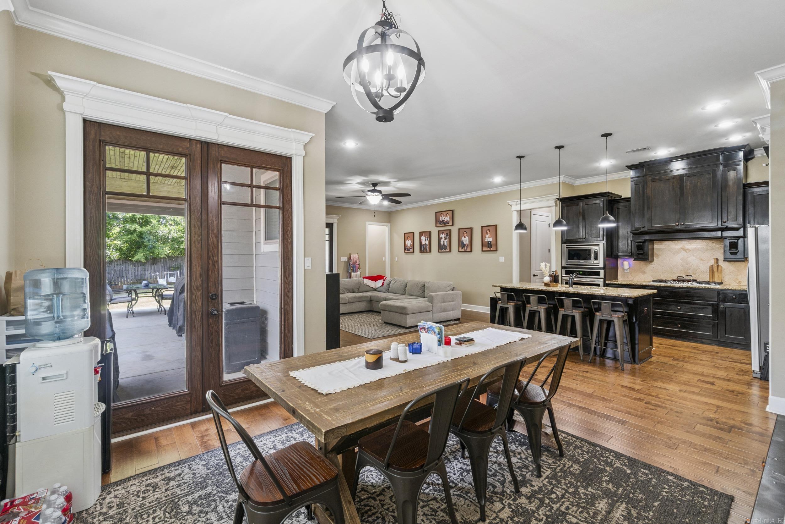 HUNTER CROSSING - Residential