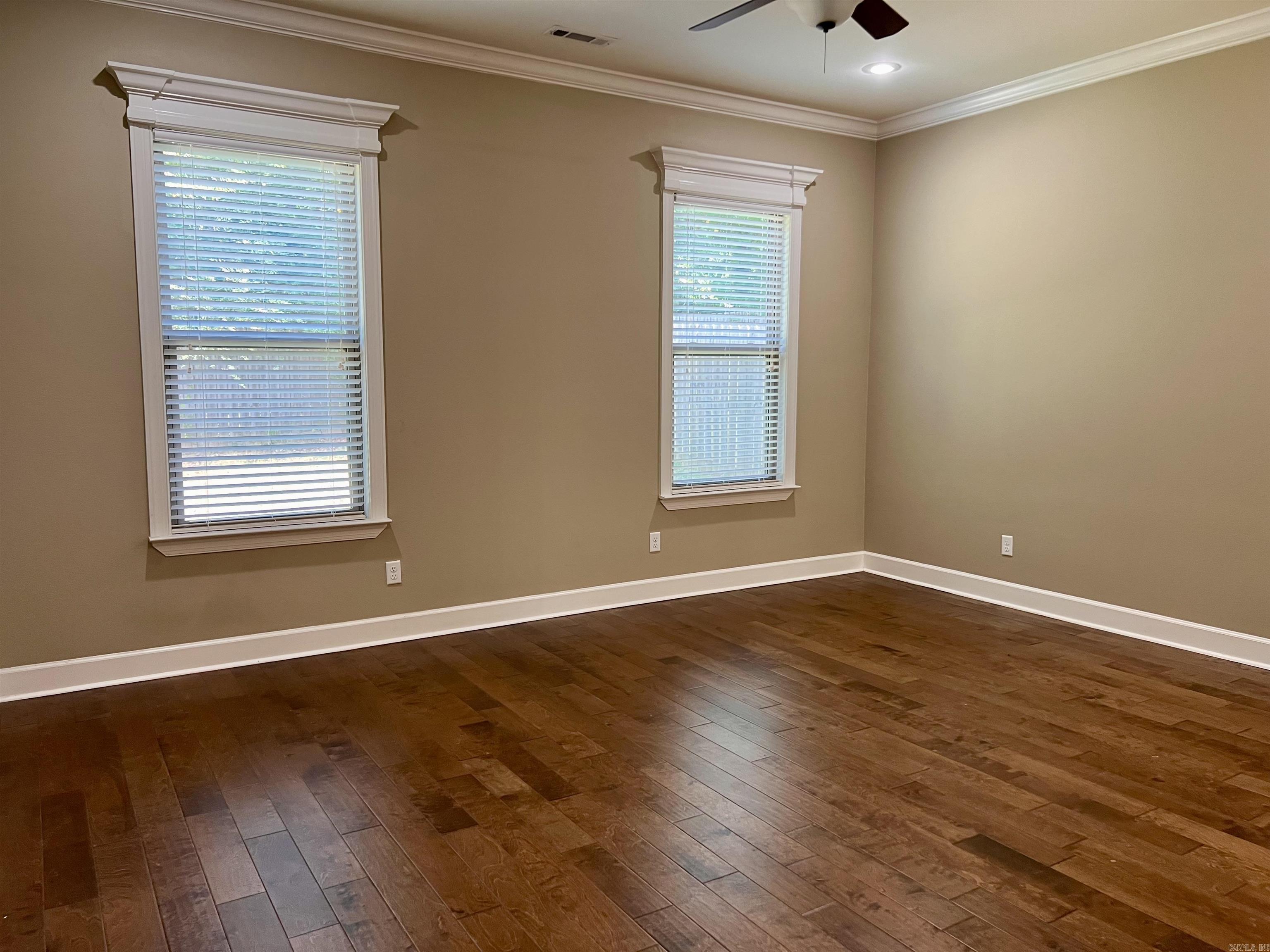 HUNTER CROSSING - Residential