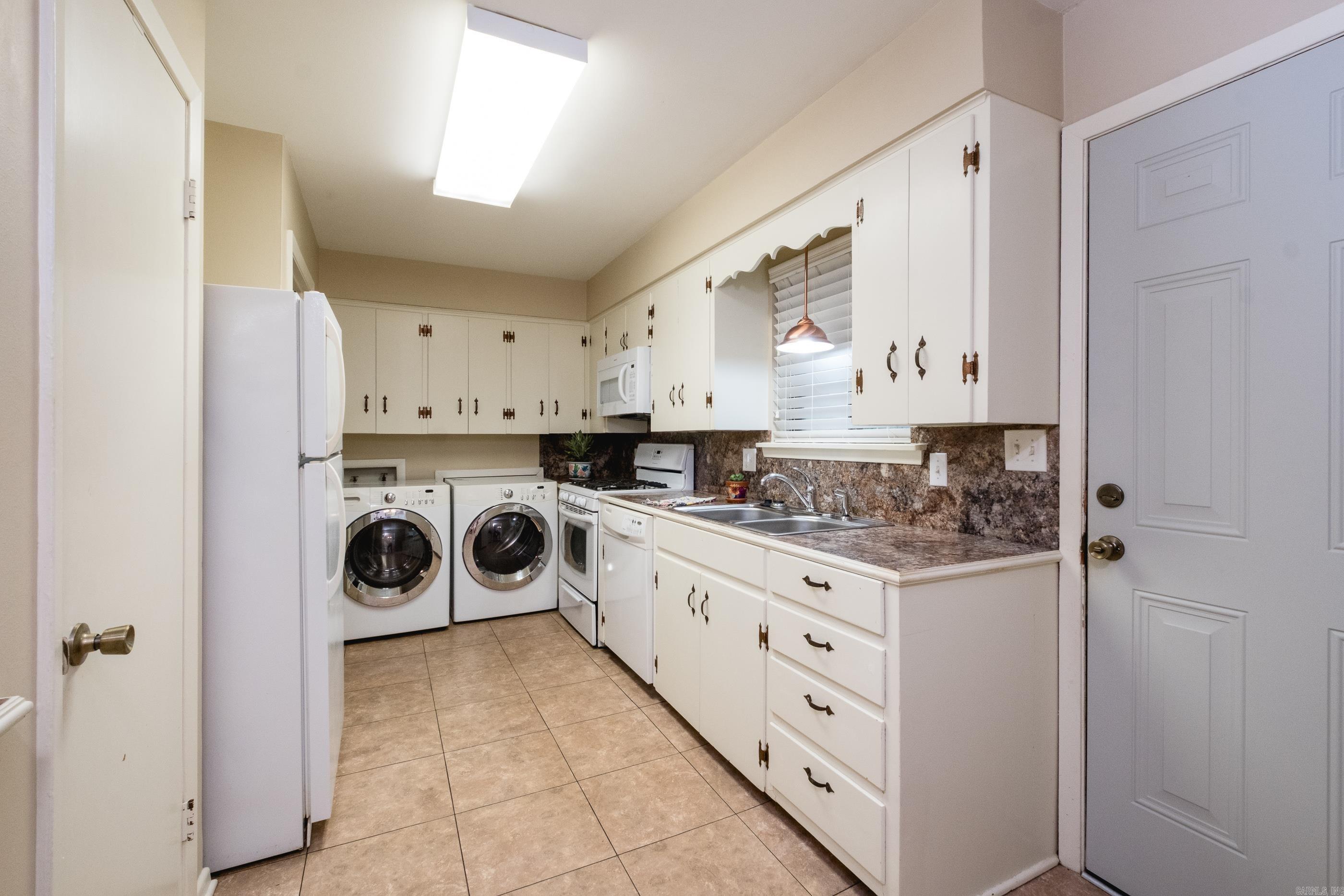 SANTE FE HGTS - Residential