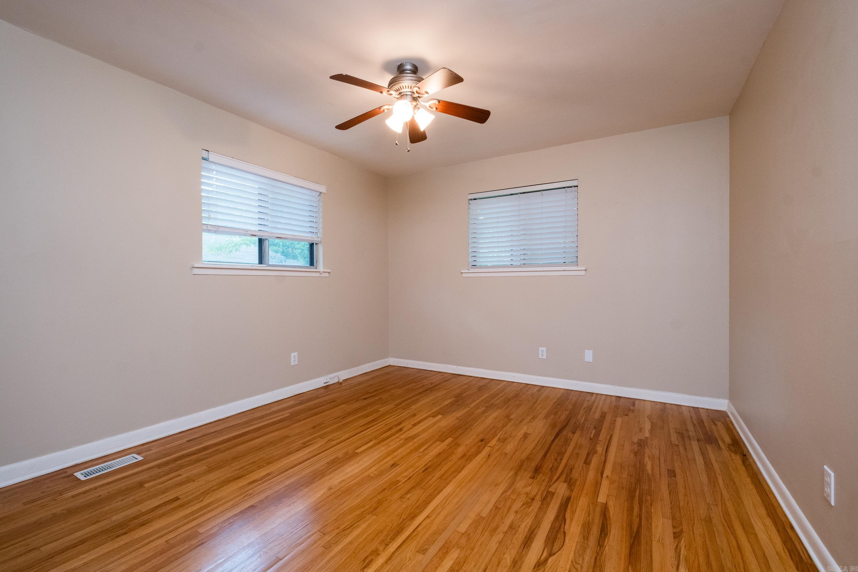 SANTE FE HGTS - Residential