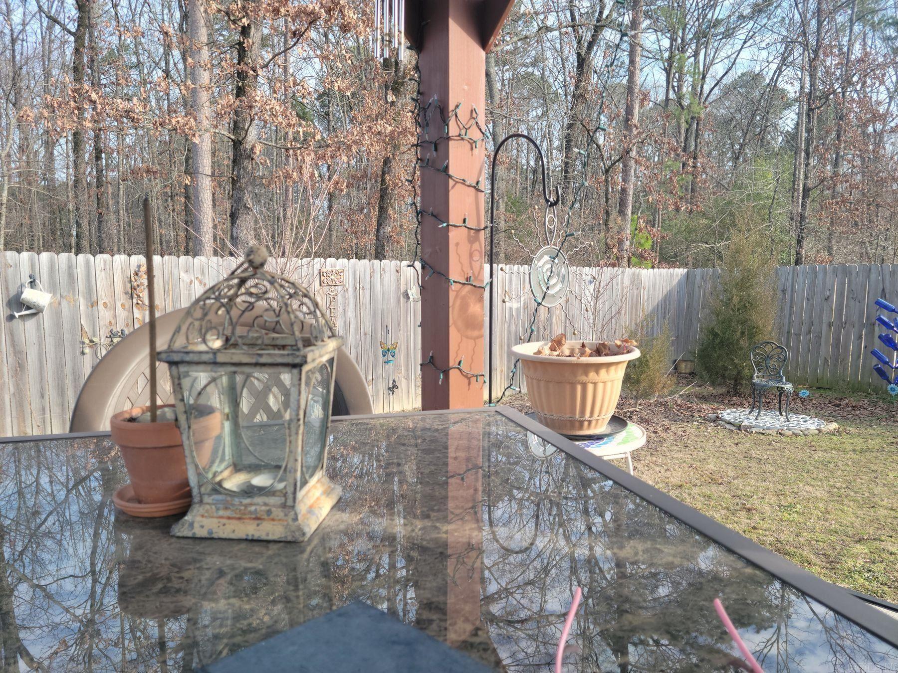 BENJAMIN GROVE - Residential