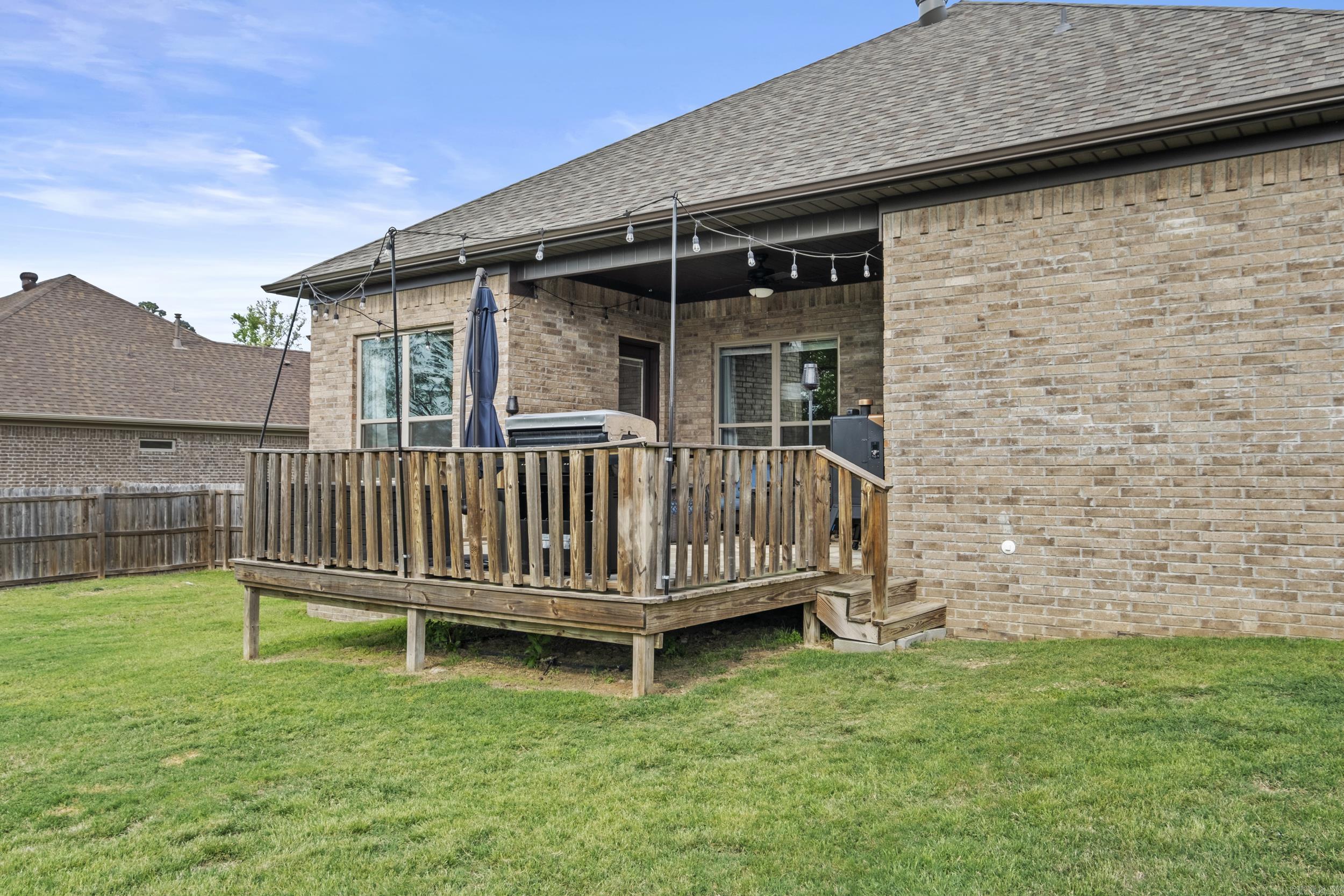 SHADOW CREEK - Residential