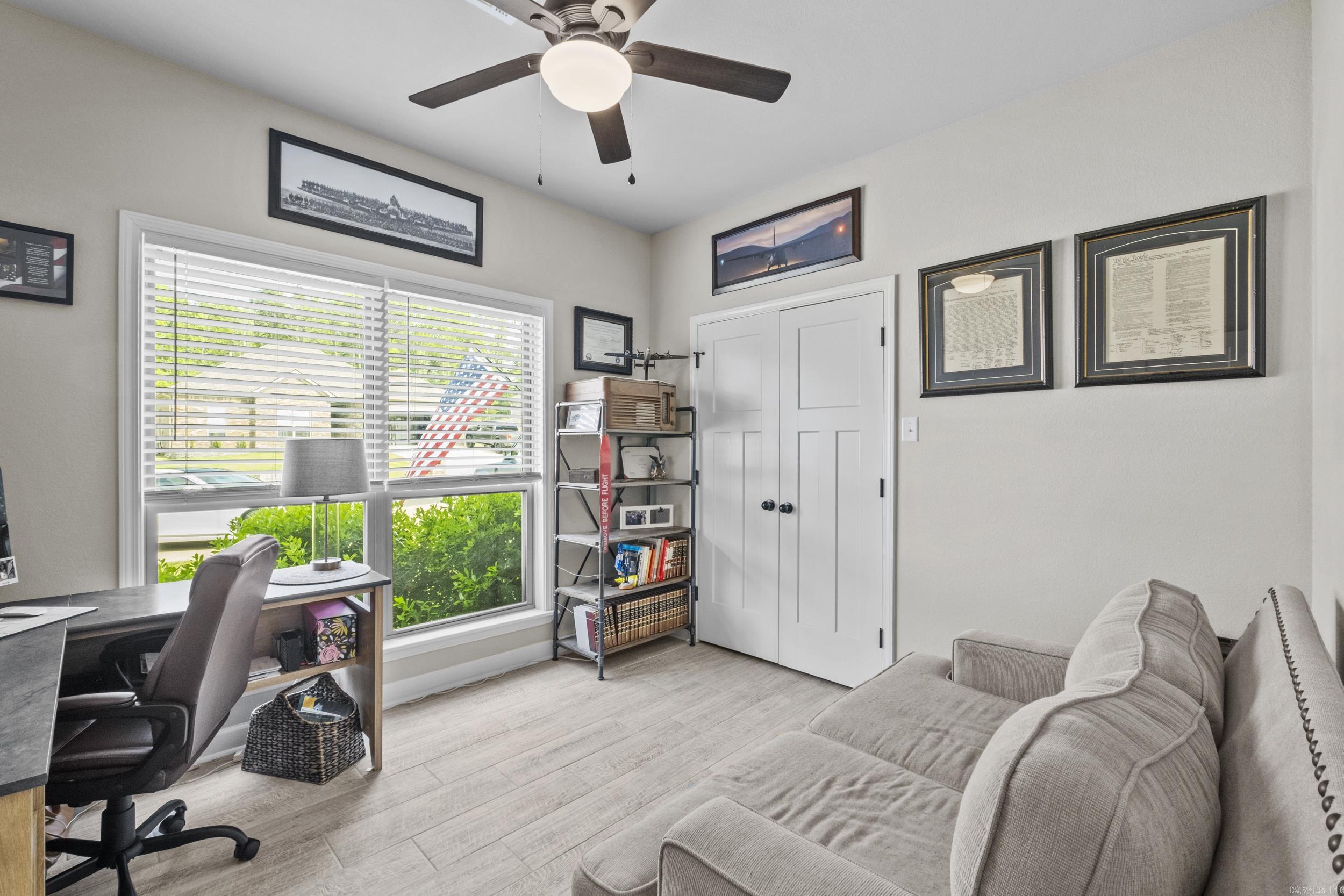 SHADOW CREEK - Residential