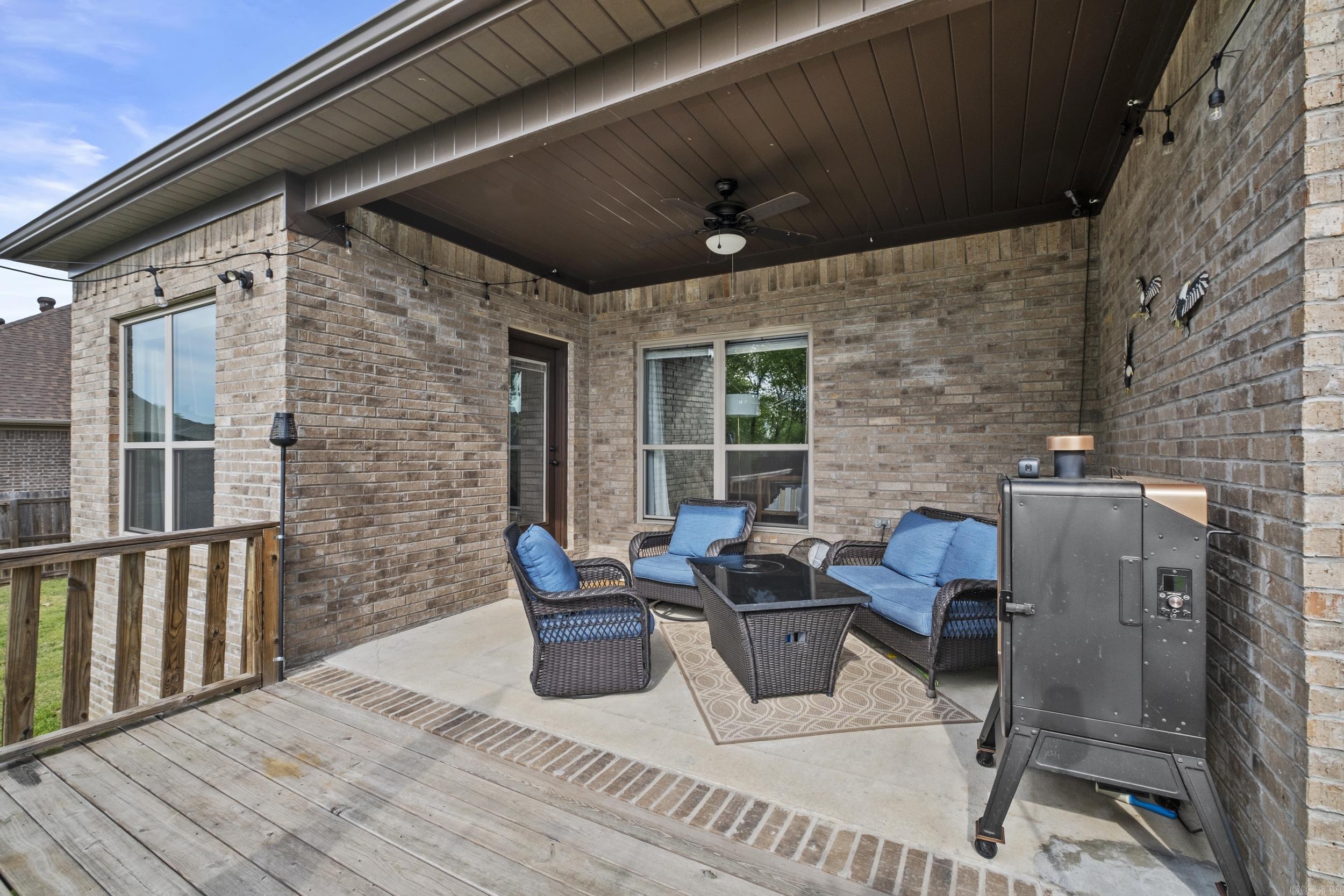 SHADOW CREEK - Residential