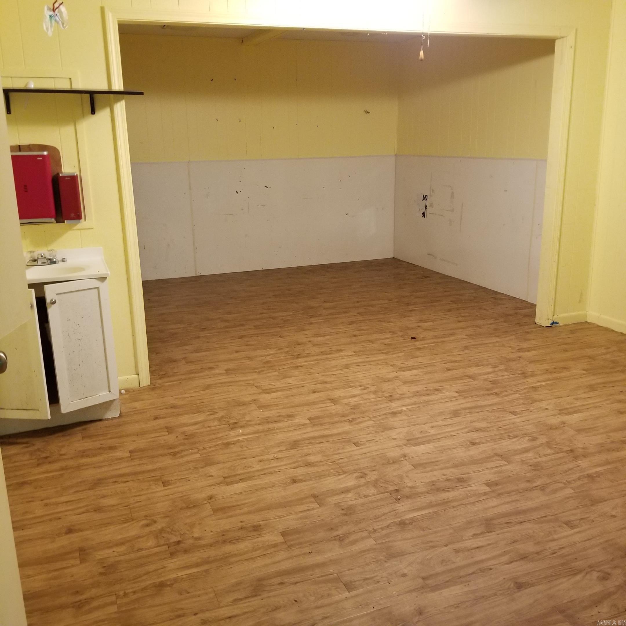 Metes & Bounds - Commercial Sale