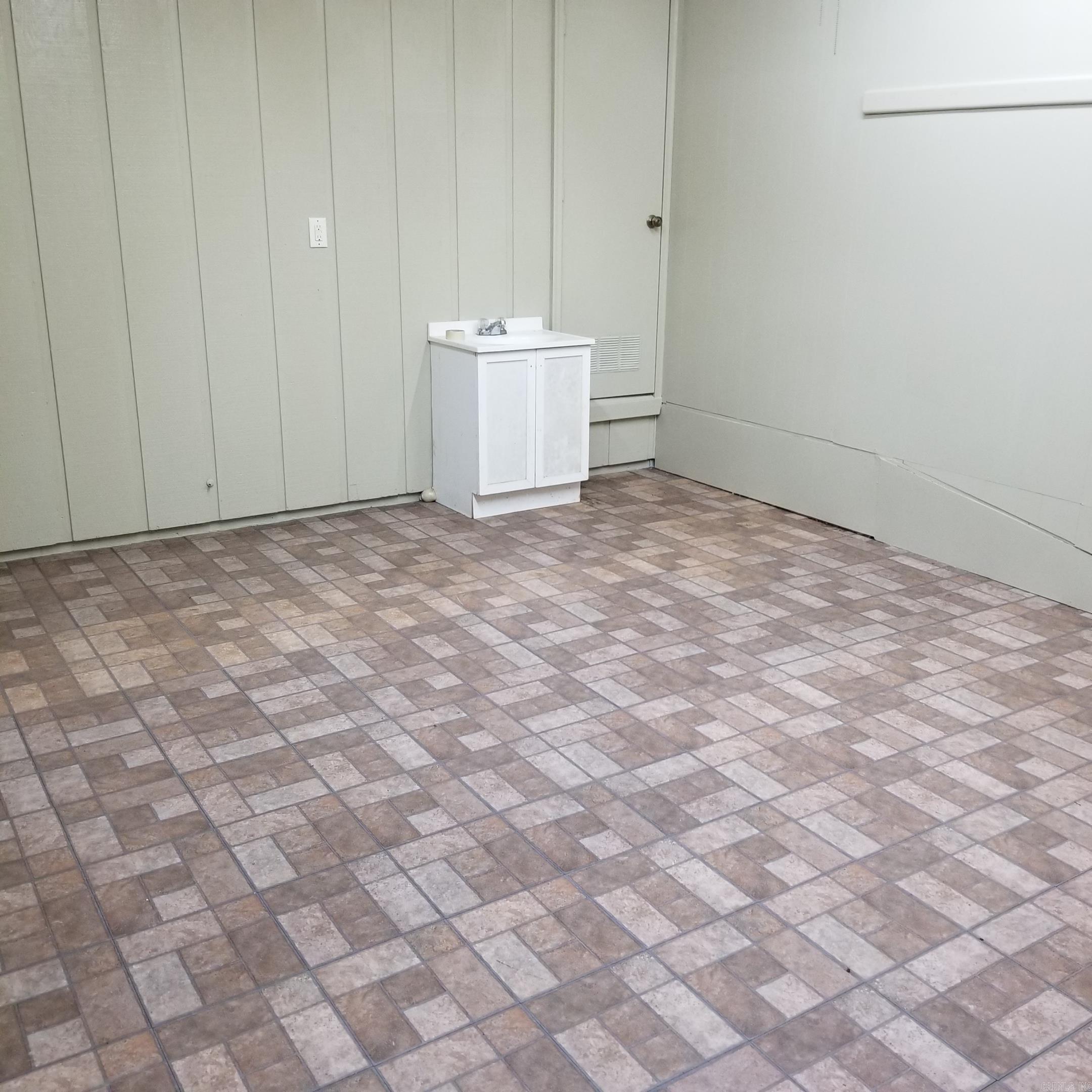 Metes & Bounds - Commercial Sale