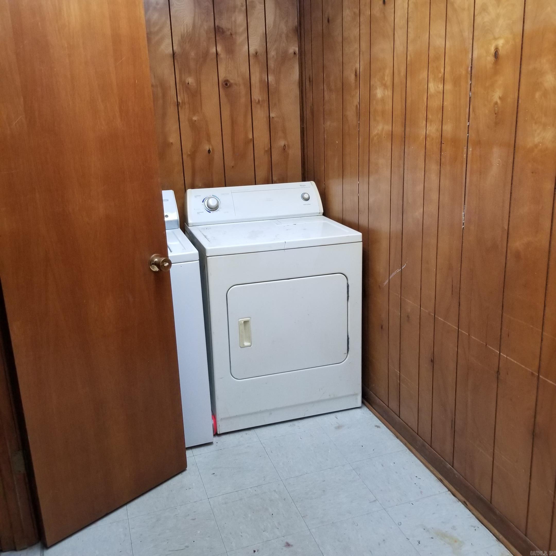 Metes & Bounds - Commercial Sale