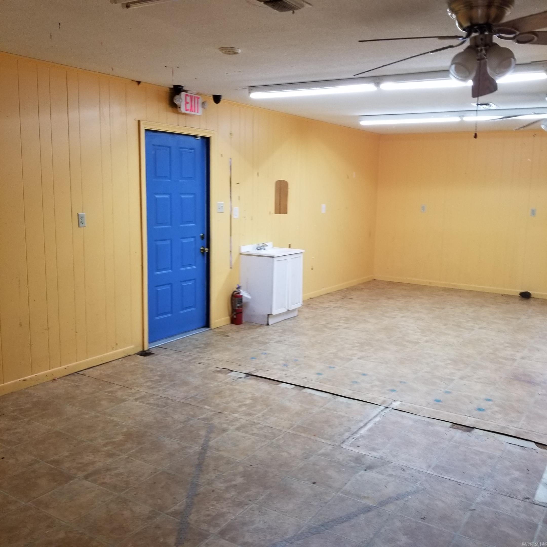 Metes & Bounds - Commercial Sale