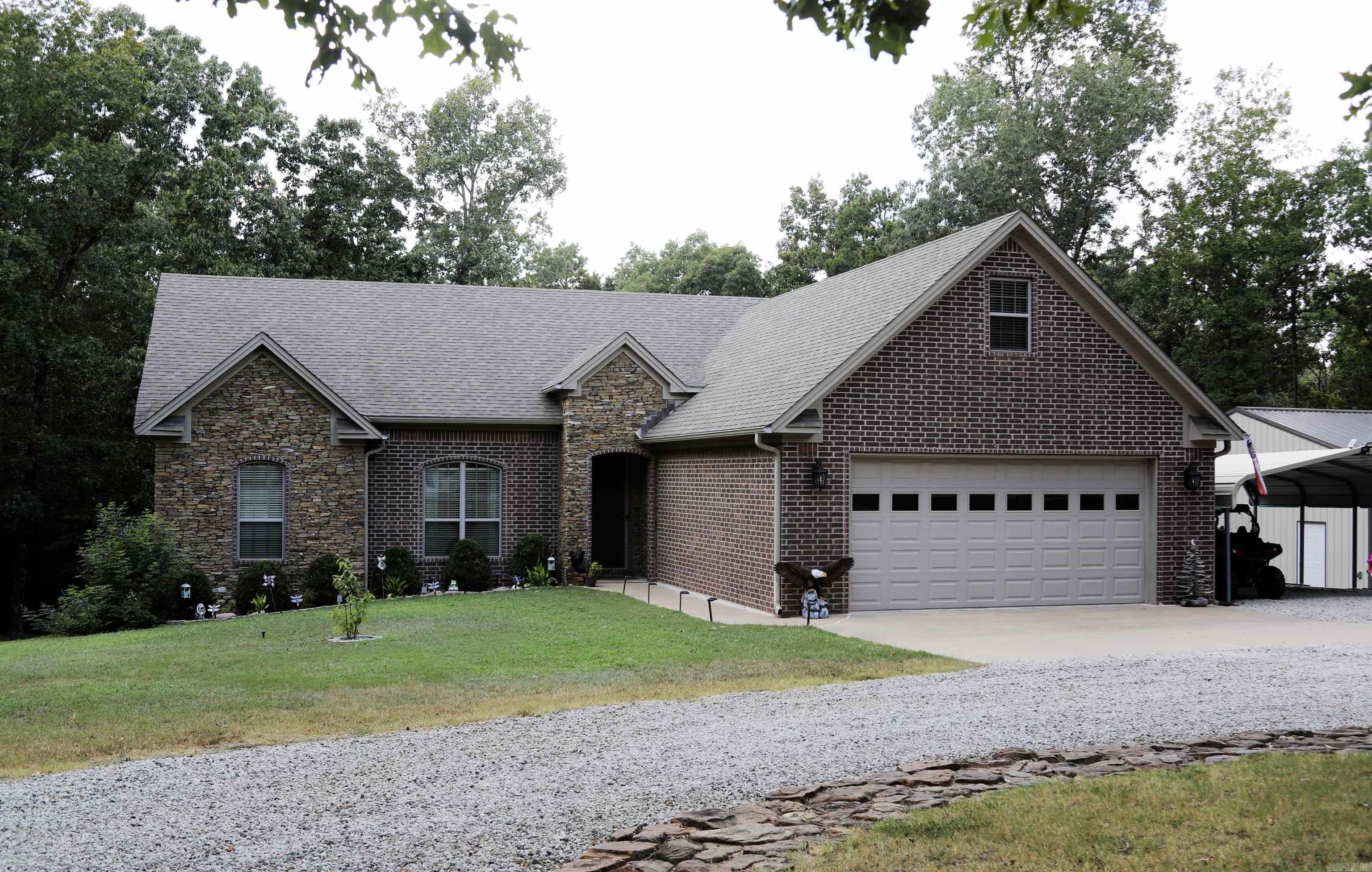This home is located in a very desirable neighborhood. Well maintain home sitting on 1.50 acres. 30 x 36 Shop. Fema Saferoom, vaulted ceilings, granite counter tops, custom cabinets with pullouts, wood and stain concrete floors, lots of closet space, circle drive way with plenty of parking, 25 acre stocked pond in the subdivision.