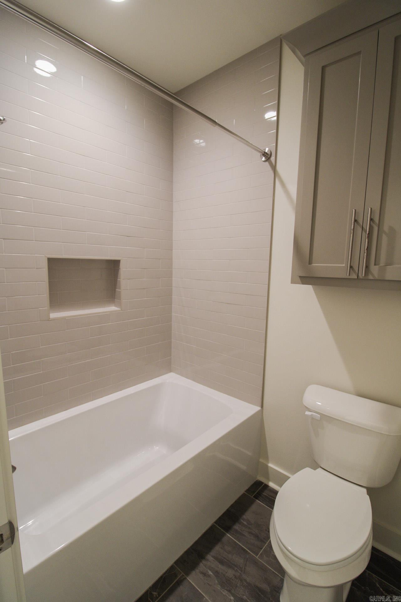 IVY PLACE - Residential